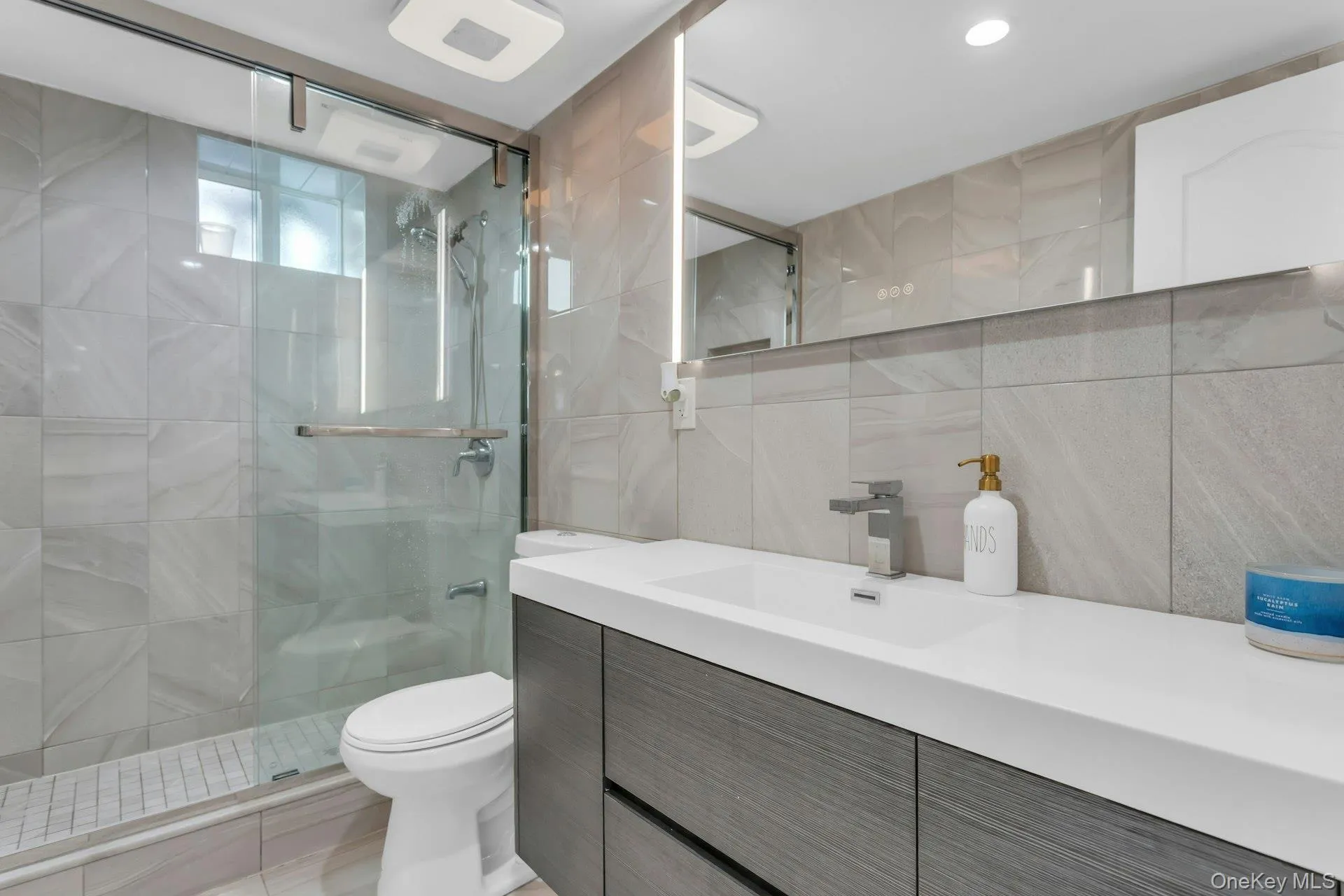 145-75 6th Avenue, New York, NY, 3 Bedrooms Bedrooms, 12 Rooms Rooms,4 BathroomsBathrooms,Residential,For Rent,6th,0,1019649 145-75 6th Avenue, New York, NY, 3 Bedrooms Bedrooms, 12 Rooms Rooms,4 BathroomsBathrooms,Residential,For Rent,6th,0,1019649