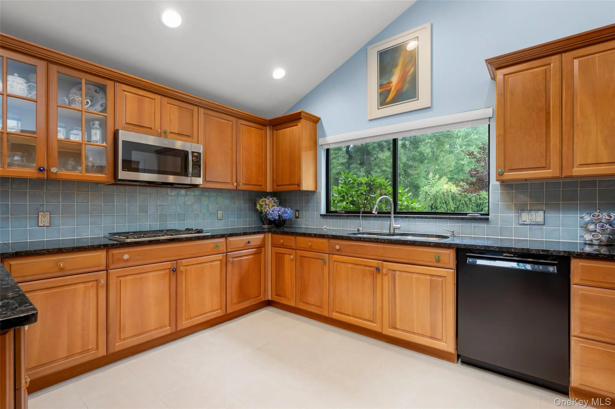 132 Barton Road, White Plains, NY, 3 Bedrooms Bedrooms, 6 Rooms Rooms,3 BathroomsBathrooms,Residential,For Rent,Barton,0,1019651 132 Barton Road, White Plains, NY, 3 Bedrooms Bedrooms, 6 Rooms Rooms,3 BathroomsBathrooms,Residential,For Rent,Barton,0,1019651