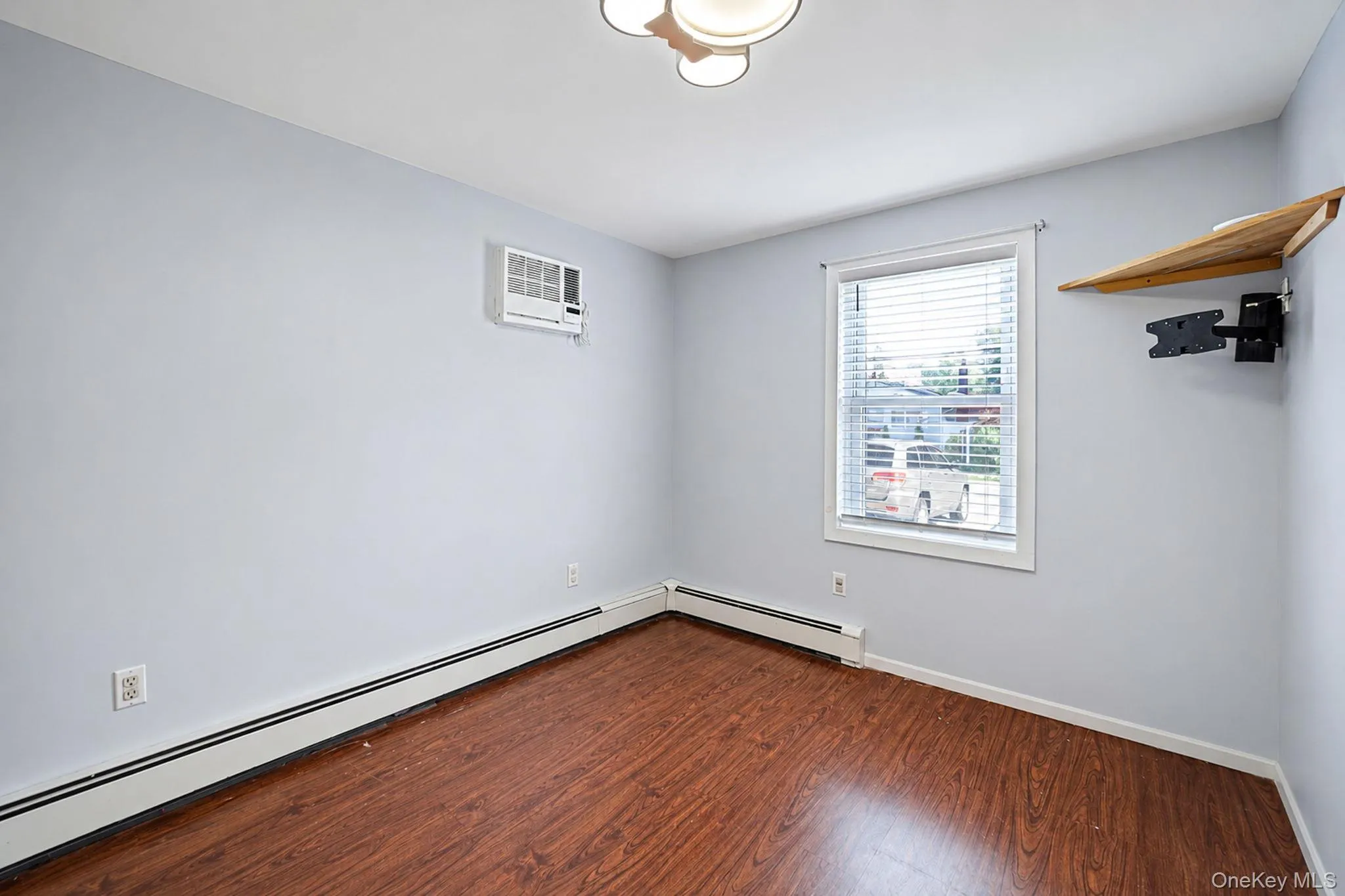 7 Inca Drive, Islip, NY, 2 Bedrooms Bedrooms, 4 Rooms Rooms,1 BathroomBathrooms,Residential,For Rent,Inca,0,1019656 7 Inca Drive, Islip, NY, 2 Bedrooms Bedrooms, 4 Rooms Rooms,1 BathroomBathrooms,Residential,For Rent,Inca,0,1019656