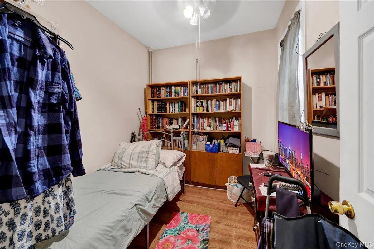 854 Intervale Avenue, New York, NY, 2 Bedrooms Bedrooms, 5 Rooms Rooms,1 BathroomBathrooms,Residential,For Rent,Intervale,0,1019658 854 Intervale Avenue, New York, NY, 2 Bedrooms Bedrooms, 5 Rooms Rooms,1 BathroomBathrooms,Residential,For Rent,Intervale,0,1019658