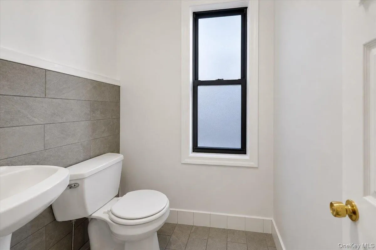 854 Intervale Avenue, New York, NY, 2 Bedrooms Bedrooms, 5 Rooms Rooms,1 BathroomBathrooms,Residential,For Rent,Intervale,0,1019658 854 Intervale Avenue, New York, NY, 2 Bedrooms Bedrooms, 5 Rooms Rooms,1 BathroomBathrooms,Residential,For Rent,Intervale,0,1019658