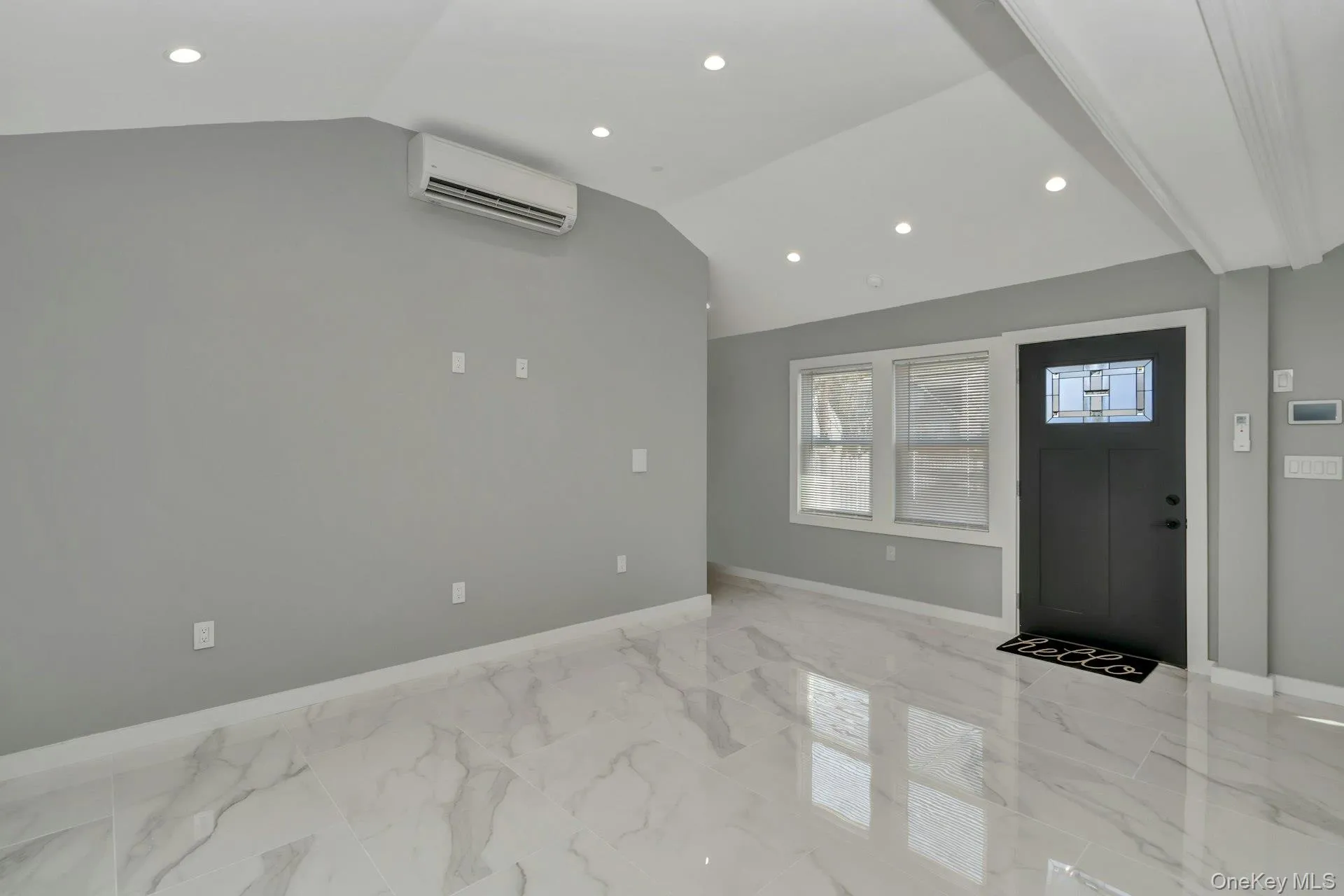 25 Miller Street, Glen Cove, NY, 2 Bedrooms Bedrooms, 4 Rooms Rooms,1 BathroomBathrooms,Residential Lease,For Rent,Miller,0,1019660 25 Miller Street, Glen Cove, NY, 2 Bedrooms Bedrooms, 4 Rooms Rooms,1 BathroomBathrooms,Residential Lease,For Rent,Miller,0,1019660