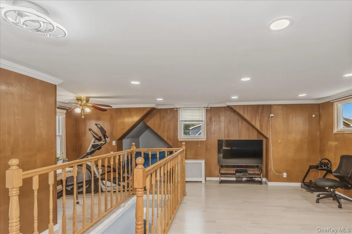 120 10th Street, North Hempstead, NY, 5 Bedrooms Bedrooms, 8 Rooms Rooms,2 BathroomsBathrooms,Residential,For Rent,10th,0,1019666 120 10th Street, North Hempstead, NY, 5 Bedrooms Bedrooms, 8 Rooms Rooms,2 BathroomsBathrooms,Residential,For Rent,10th,0,1019666