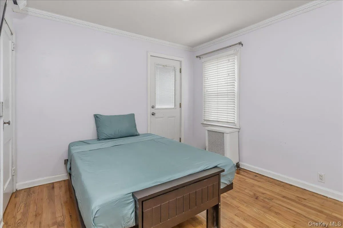 120 10th Street, North Hempstead, NY, 5 Bedrooms Bedrooms, 8 Rooms Rooms,2 BathroomsBathrooms,Residential,For Rent,10th,0,1019666 120 10th Street, North Hempstead, NY, 5 Bedrooms Bedrooms, 8 Rooms Rooms,2 BathroomsBathrooms,Residential,For Rent,10th,0,1019666