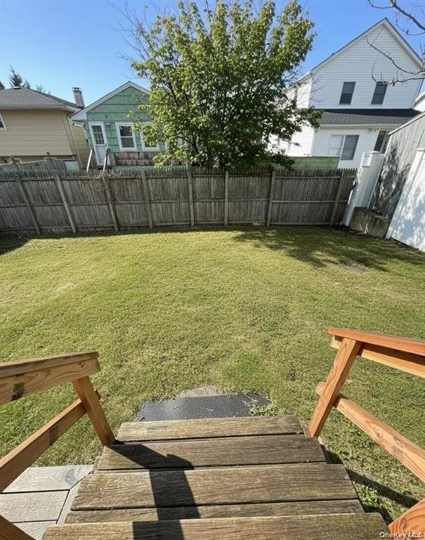 19 7th Street, Oyster Bay, NY, 3 Bedrooms Bedrooms, 5 Rooms Rooms,1 BathroomBathrooms,Residential Lease,For Rent,7th,0,1019673 19 7th Street, Oyster Bay, NY, 3 Bedrooms Bedrooms, 5 Rooms Rooms,1 BathroomBathrooms,Residential Lease,For Rent,7th,0,1019673