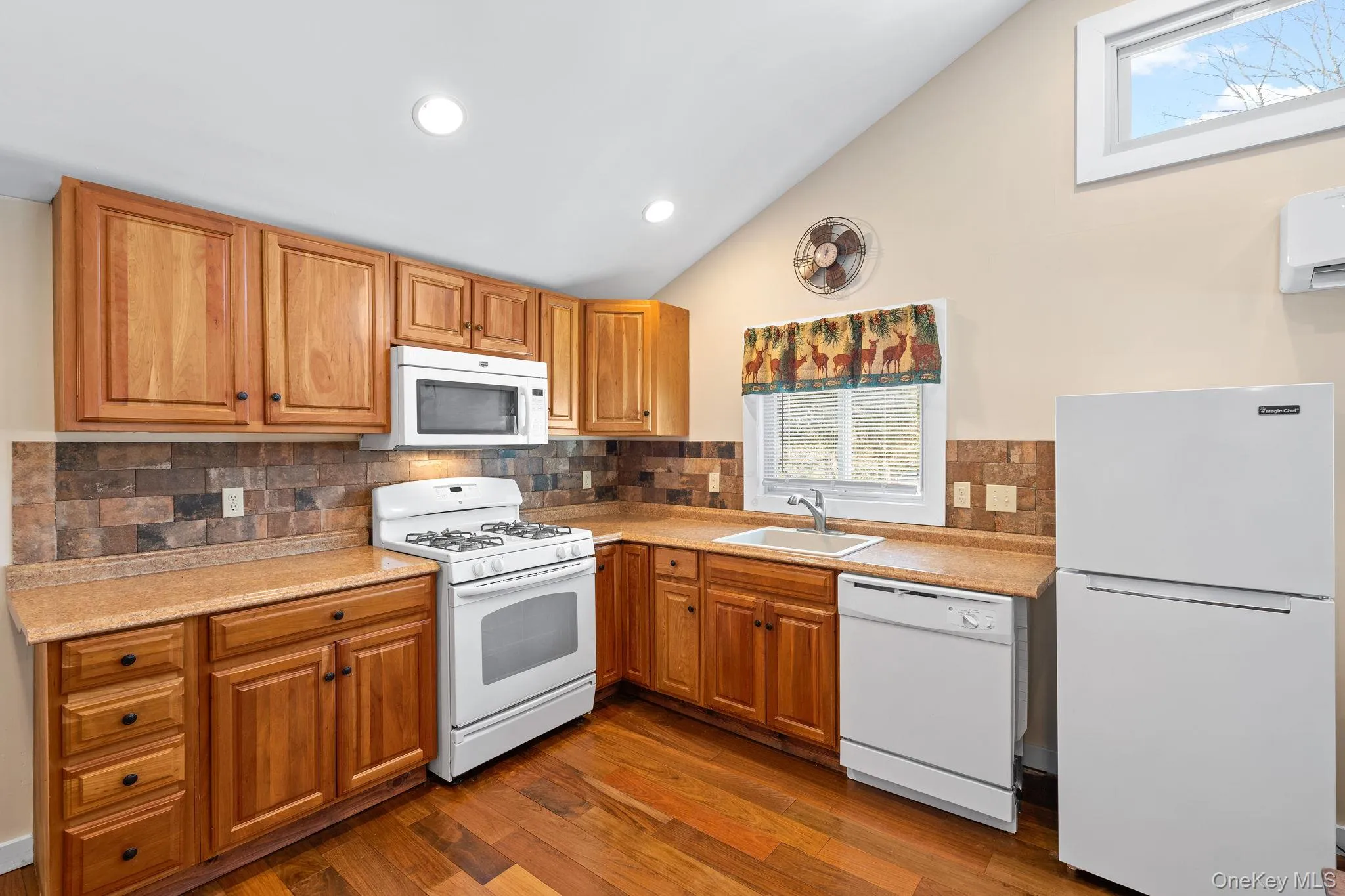 640 Debruce Road, Rockland, NY, 2 Bedrooms Bedrooms, 5 Rooms Rooms,1 BathroomBathrooms,Residential,For Rent,Debruce,0,1019677 640 Debruce Road, Rockland, NY, 2 Bedrooms Bedrooms, 5 Rooms Rooms,1 BathroomBathrooms,Residential,For Rent,Debruce,0,1019677