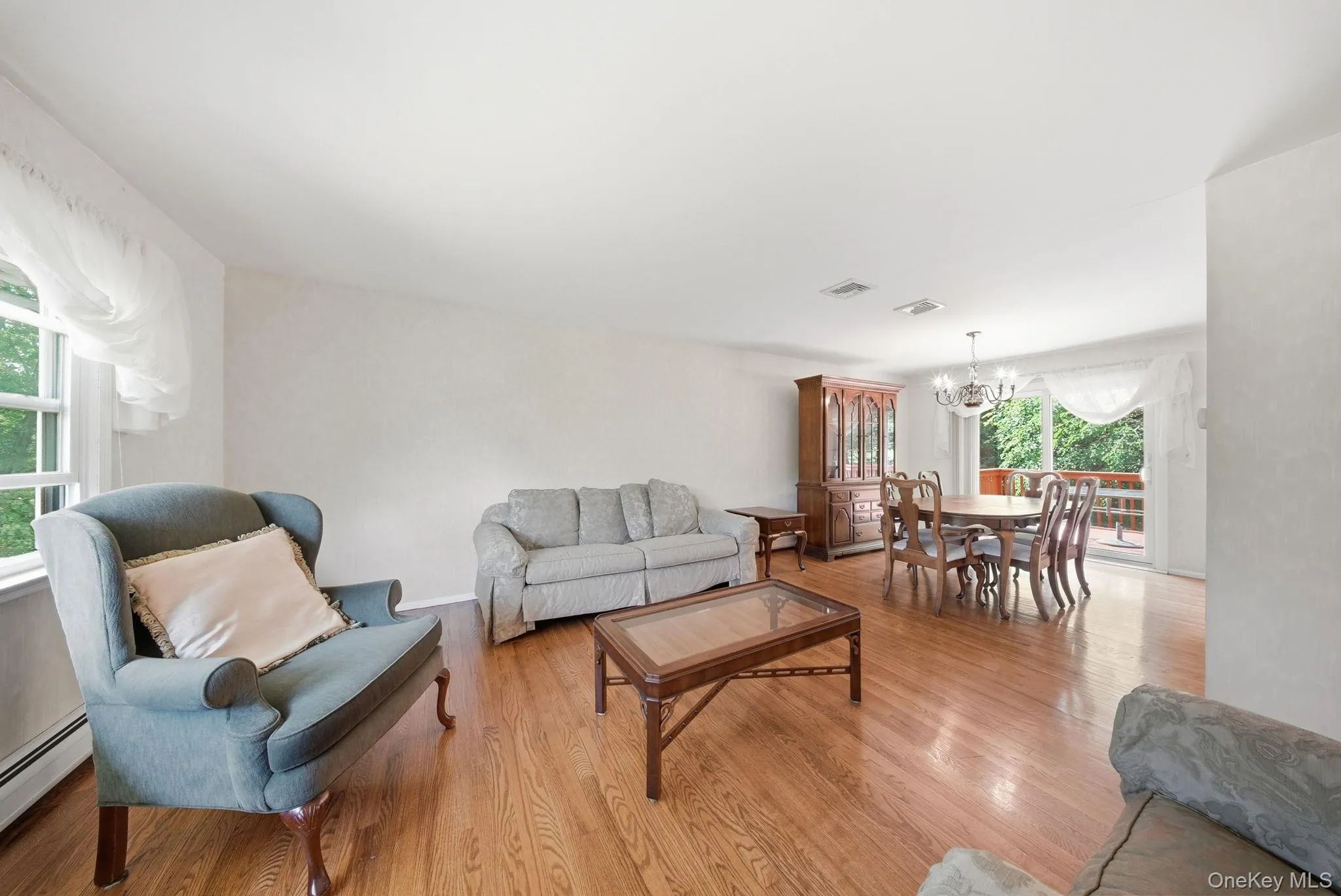 177 New Hempstead Road, Clarkstown, NY, 4 Bedrooms Bedrooms, 8 Rooms Rooms,2 BathroomsBathrooms,Residential,For Rent,New Hempstead,0,1019678 177 New Hempstead Road, Clarkstown, NY, 4 Bedrooms Bedrooms, 8 Rooms Rooms,2 BathroomsBathrooms,Residential,For Rent,New Hempstead,0,1019678