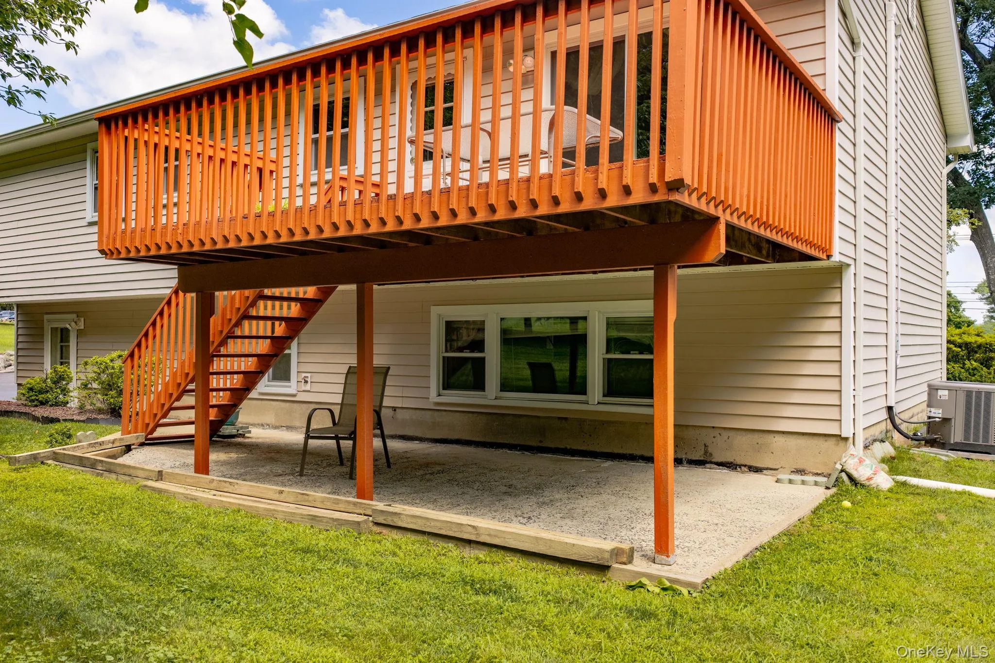 177 New Hempstead Road, Clarkstown, NY, 4 Bedrooms Bedrooms, 8 Rooms Rooms,2 BathroomsBathrooms,Residential,For Rent,New Hempstead,0,1019678 177 New Hempstead Road, Clarkstown, NY, 4 Bedrooms Bedrooms, 8 Rooms Rooms,2 BathroomsBathrooms,Residential,For Rent,New Hempstead,0,1019678