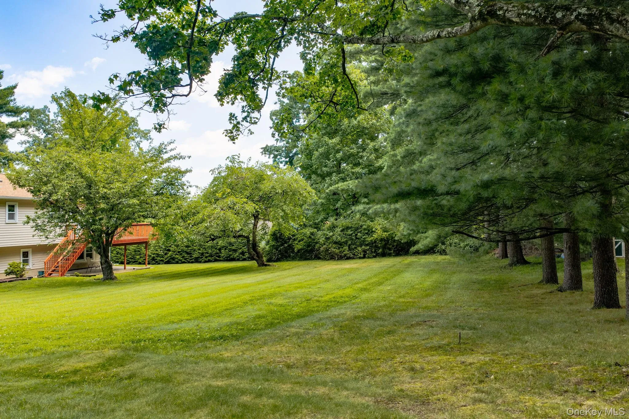 177 New Hempstead Road, Clarkstown, NY, 4 Bedrooms Bedrooms, 8 Rooms Rooms,2 BathroomsBathrooms,Residential,For Rent,New Hempstead,0,1019678 177 New Hempstead Road, Clarkstown, NY, 4 Bedrooms Bedrooms, 8 Rooms Rooms,2 BathroomsBathrooms,Residential,For Rent,New Hempstead,0,1019678
