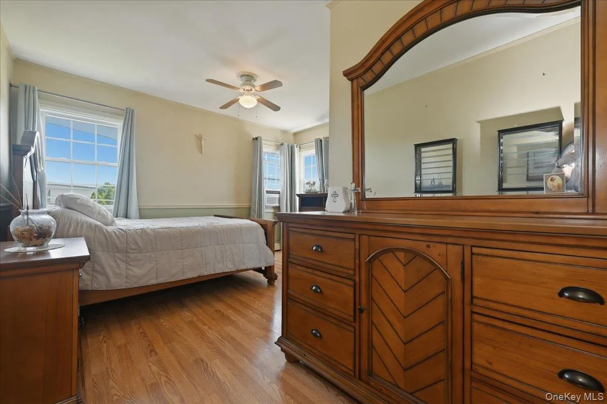 30 Universe Drive, Hempstead, NY, 5 Bedrooms Bedrooms, 8 Rooms Rooms,2 BathroomsBathrooms,Residential,For Rent,Universe,0,1019681 30 Universe Drive, Hempstead, NY, 5 Bedrooms Bedrooms, 8 Rooms Rooms,2 BathroomsBathrooms,Residential,For Rent,Universe,0,1019681