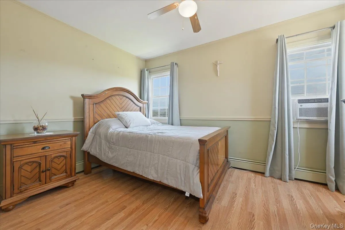30 Universe Drive, Hempstead, NY, 5 Bedrooms Bedrooms, 8 Rooms Rooms,2 BathroomsBathrooms,Residential,For Rent,Universe,0,1019681 30 Universe Drive, Hempstead, NY, 5 Bedrooms Bedrooms, 8 Rooms Rooms,2 BathroomsBathrooms,Residential,For Rent,Universe,0,1019681