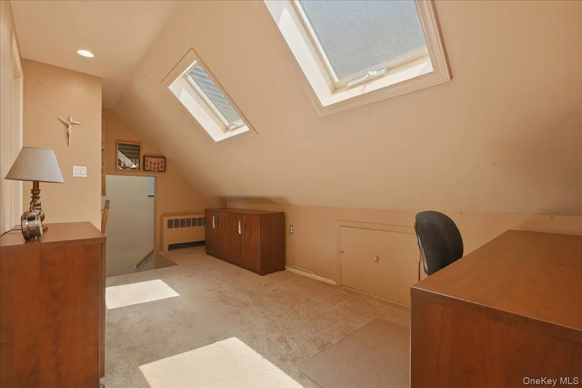 30 Universe Drive, Hempstead, NY, 5 Bedrooms Bedrooms, 8 Rooms Rooms,2 BathroomsBathrooms,Residential,For Rent,Universe,0,1019681 30 Universe Drive, Hempstead, NY, 5 Bedrooms Bedrooms, 8 Rooms Rooms,2 BathroomsBathrooms,Residential,For Rent,Universe,0,1019681
