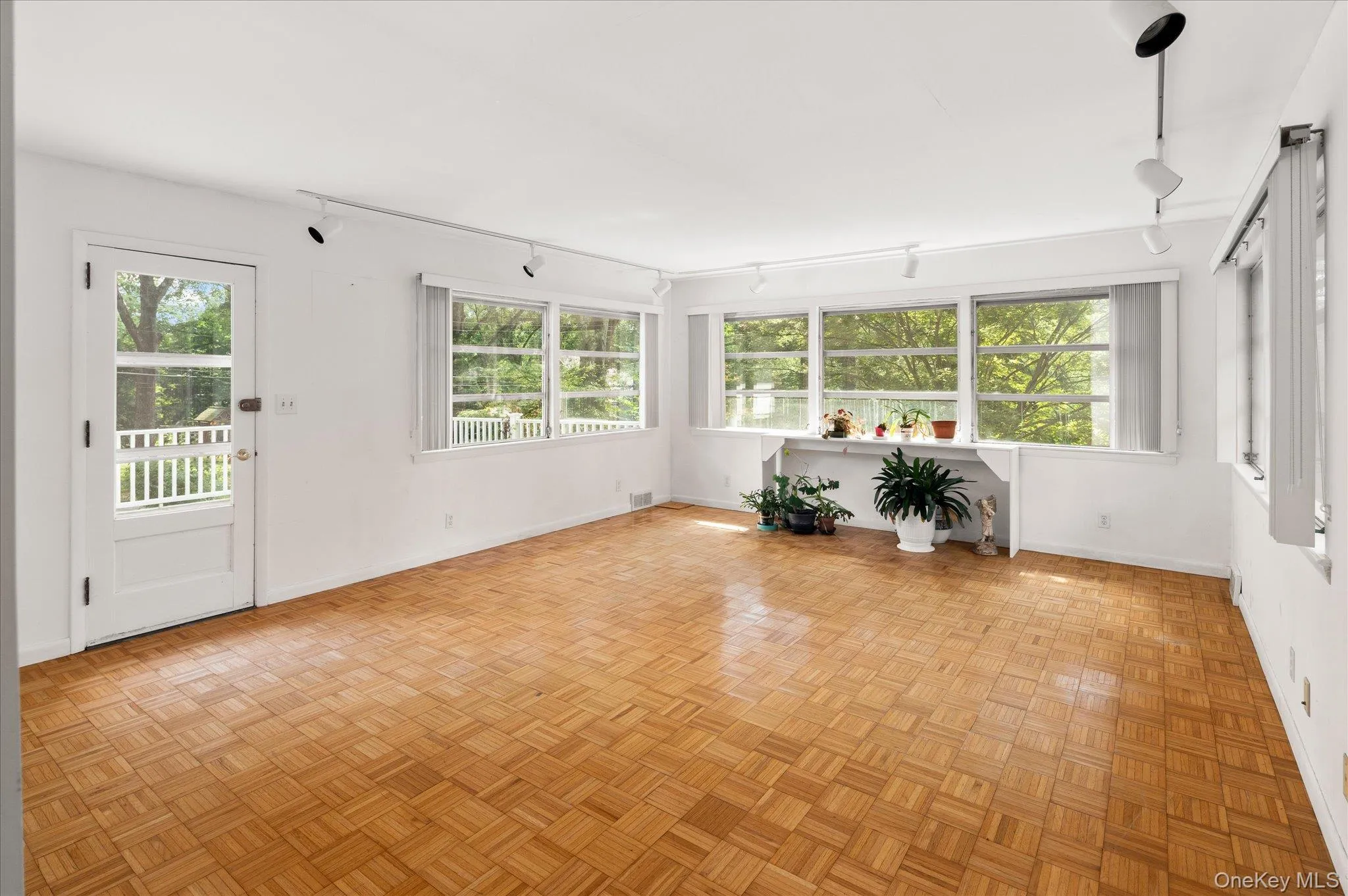 Sunroom with Access to Deck Sunroom with Access to Deck