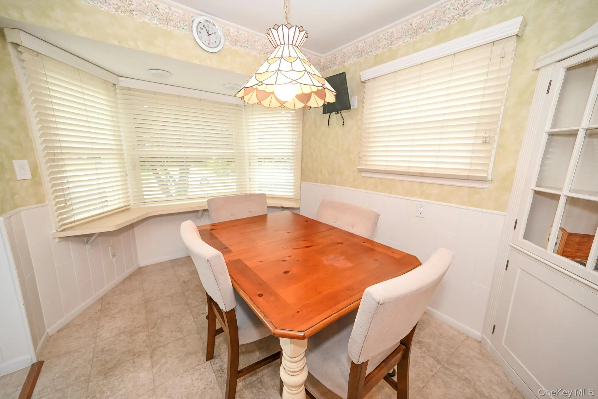 360 Grand Avenue, Hempstead, NY, 3 Bedrooms Bedrooms, 6 Rooms Rooms,2 BathroomsBathrooms,Residential,For Rent,Grand,0,1019684 360 Grand Avenue, Hempstead, NY, 3 Bedrooms Bedrooms, 6 Rooms Rooms,2 BathroomsBathrooms,Residential,For Rent,Grand,0,1019684