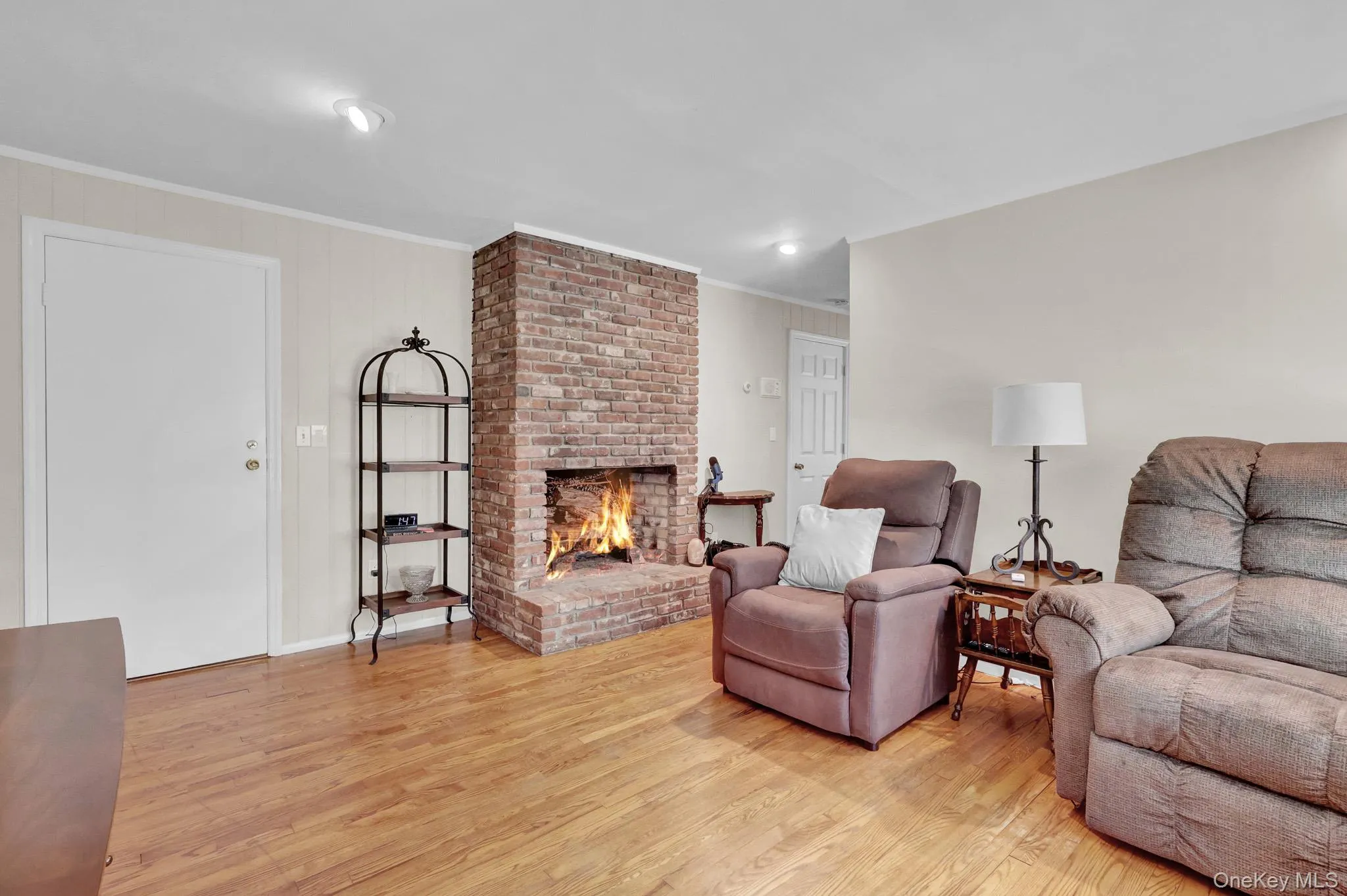 121 Old Field Road, Huntington, NY, 5 Bedrooms Bedrooms, 13 Rooms Rooms,3 BathroomsBathrooms,Residential,For Rent,Old Field,0,1019685 121 Old Field Road, Huntington, NY, 5 Bedrooms Bedrooms, 13 Rooms Rooms,3 BathroomsBathrooms,Residential,For Rent,Old Field,0,1019685