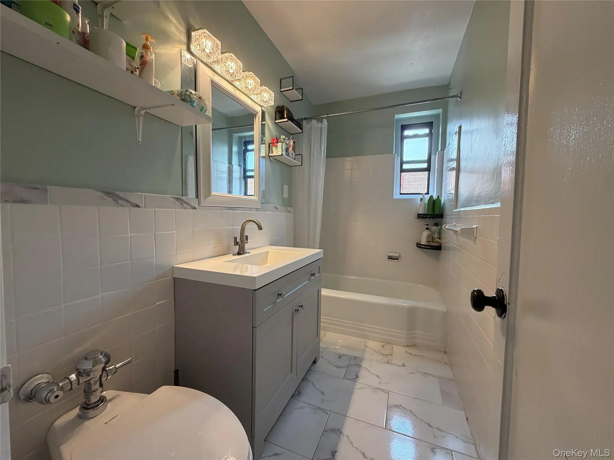 32-42 89th Street, New York, NY, 1 Bedroom Bedrooms, 3 Rooms Rooms,1 BathroomBathrooms,Residential,For Rent,89th,0,1019687 32-42 89th Street, New York, NY, 1 Bedroom Bedrooms, 3 Rooms Rooms,1 BathroomBathrooms,Residential,For Rent,89th,0,1019687