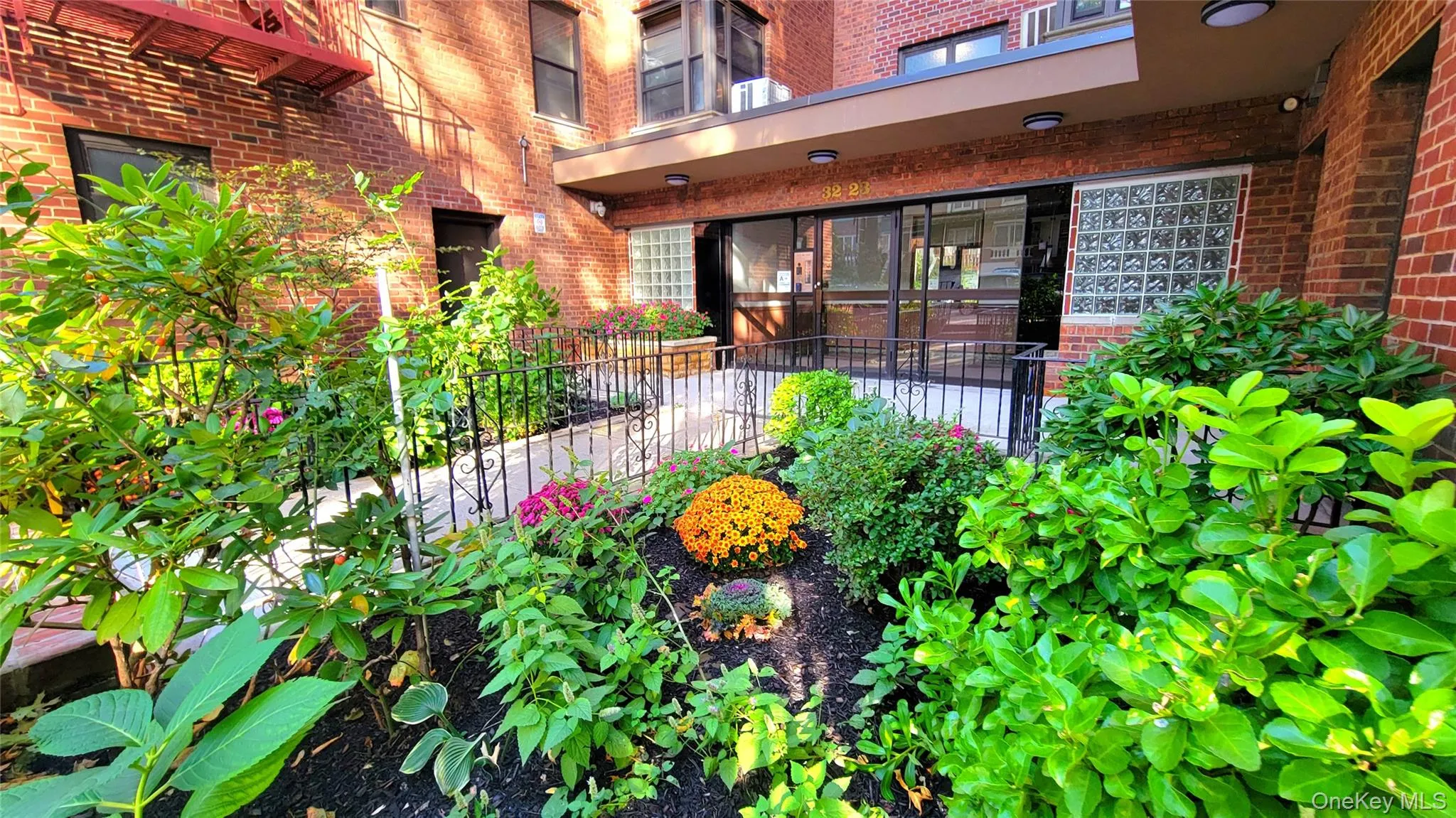 32-42 89th Street, New York, NY, 1 Bedroom Bedrooms, 3 Rooms Rooms,1 BathroomBathrooms,Residential,For Rent,89th,0,1019687 32-42 89th Street, New York, NY, 1 Bedroom Bedrooms, 3 Rooms Rooms,1 BathroomBathrooms,Residential,For Rent,89th,0,1019687