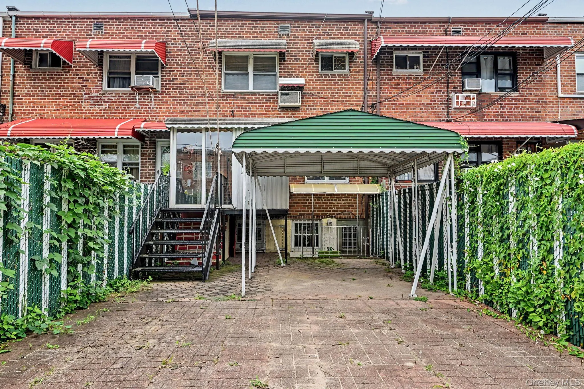 25-19 76th Street, New York, NY, 3 Bedrooms Bedrooms, 8 Rooms Rooms,2 BathroomsBathrooms,Residential,For Rent,76th,0,1019689 25-19 76th Street, New York, NY, 3 Bedrooms Bedrooms, 8 Rooms Rooms,2 BathroomsBathrooms,Residential,For Rent,76th,0,1019689
