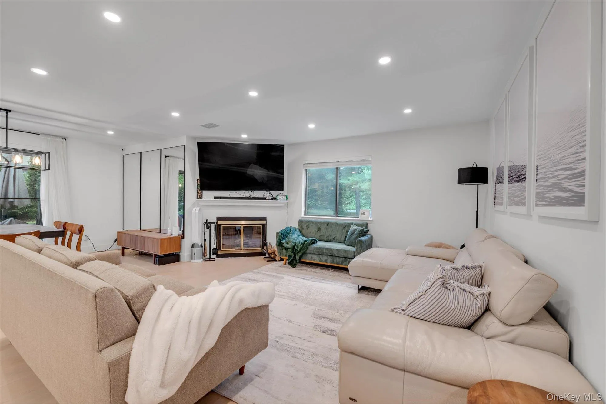 49 Wimbledon Drive, North Hempstead, NY, 3 Bedrooms Bedrooms, 7 Rooms Rooms,2 BathroomsBathrooms,Residential,For Rent,Wimbledon,0,1019690 49 Wimbledon Drive, North Hempstead, NY, 3 Bedrooms Bedrooms, 7 Rooms Rooms,2 BathroomsBathrooms,Residential,For Rent,Wimbledon,0,1019690