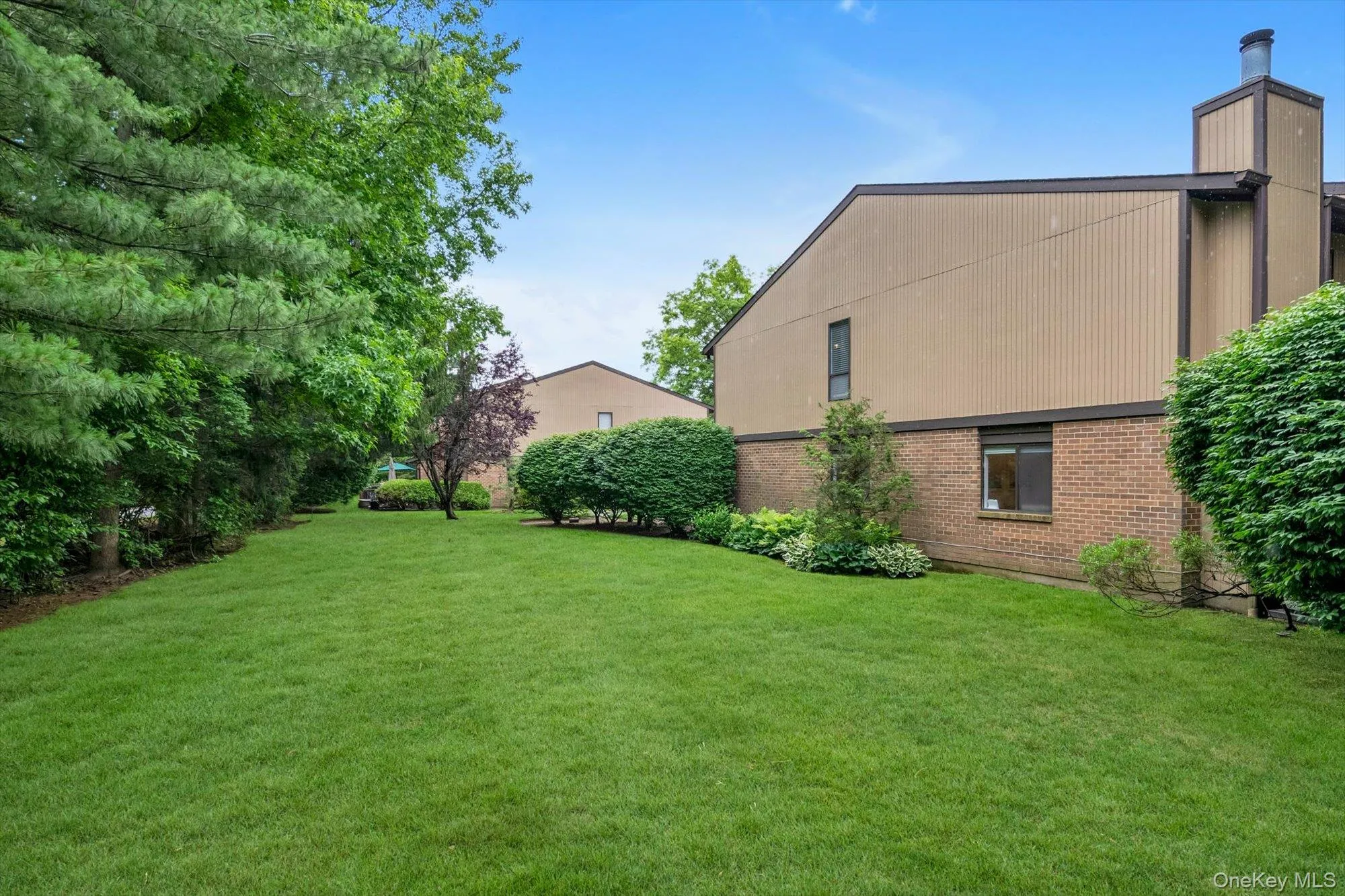 49 Wimbledon Drive, North Hempstead, NY, 3 Bedrooms Bedrooms, 7 Rooms Rooms,2 BathroomsBathrooms,Residential,For Rent,Wimbledon,0,1019690 49 Wimbledon Drive, North Hempstead, NY, 3 Bedrooms Bedrooms, 7 Rooms Rooms,2 BathroomsBathrooms,Residential,For Rent,Wimbledon,0,1019690