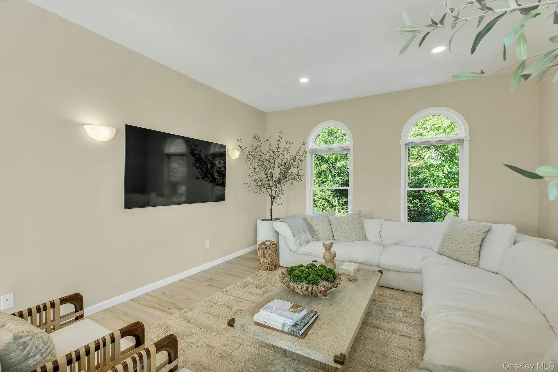 56 Country Road, Southampton, NY, 3 Bedrooms Bedrooms, 5 Rooms Rooms,3 BathroomsBathrooms,Residential,For Rent,Country,0,1019701 56 Country Road, Southampton, NY, 3 Bedrooms Bedrooms, 5 Rooms Rooms,3 BathroomsBathrooms,Residential,For Rent,Country,0,1019701