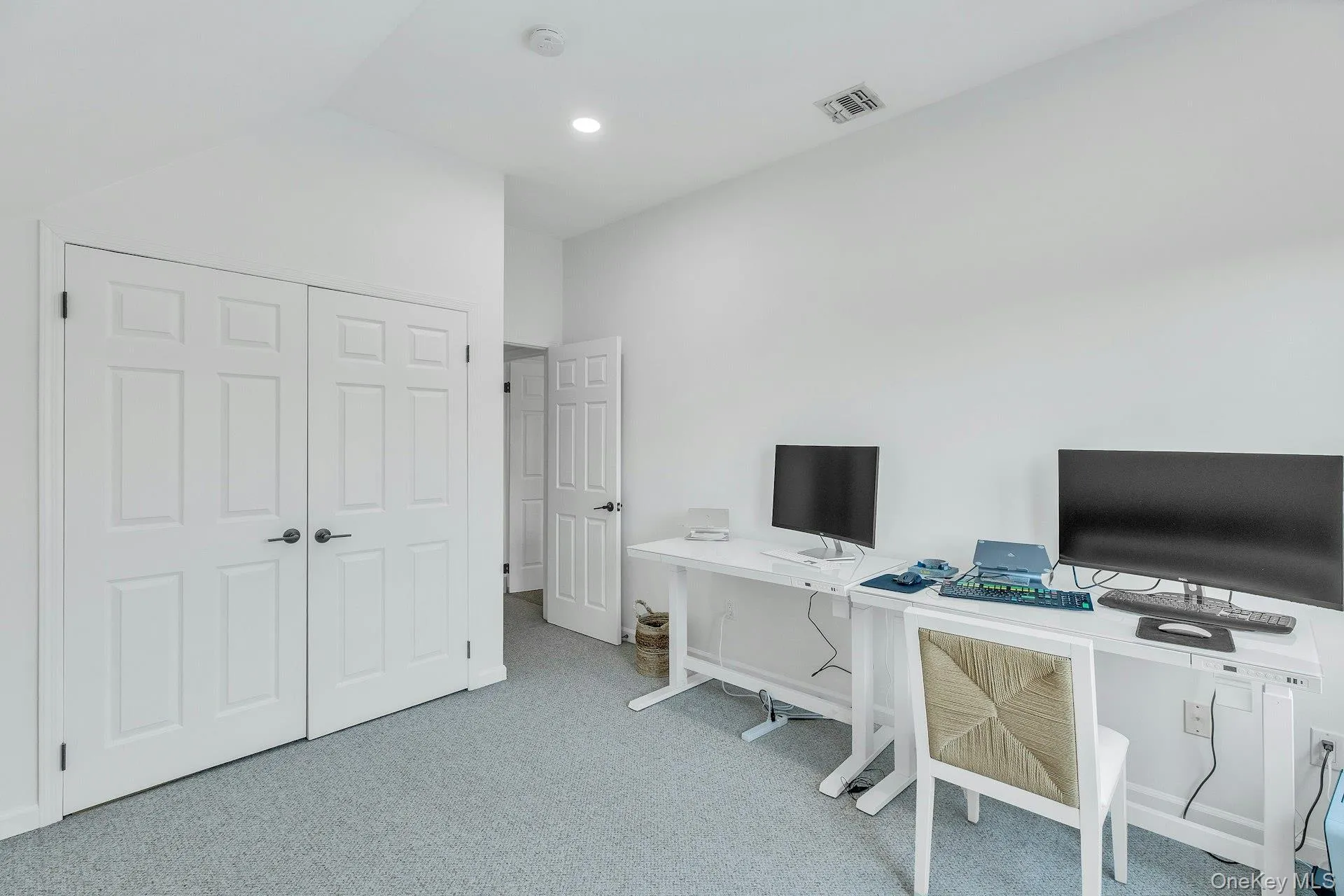 56 Country Road, Southampton, NY, 3 Bedrooms Bedrooms, 5 Rooms Rooms,3 BathroomsBathrooms,Residential,For Rent,Country,0,1019701 56 Country Road, Southampton, NY, 3 Bedrooms Bedrooms, 5 Rooms Rooms,3 BathroomsBathrooms,Residential,For Rent,Country,0,1019701