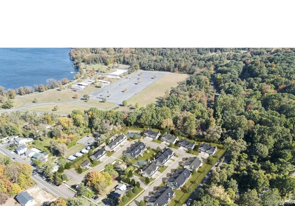 741 Route 9W, Clarkstown, NY, 2 Bedrooms Bedrooms, 6 Rooms Rooms,2 BathroomsBathrooms,Residential,For Rent,Route 9W,0,1019703 741 Route 9W, Clarkstown, NY, 2 Bedrooms Bedrooms, 6 Rooms Rooms,2 BathroomsBathrooms,Residential,For Rent,Route 9W,0,1019703