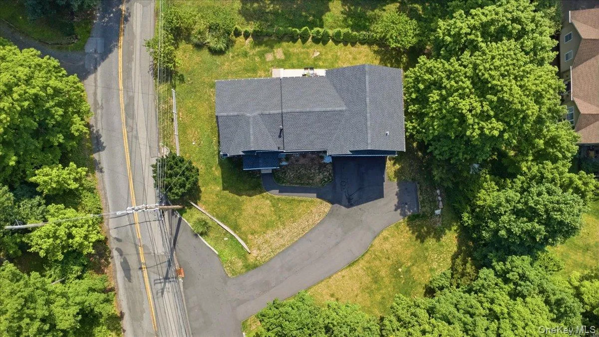 436 Storms Road, Clarkstown, NY, 4 Bedrooms Bedrooms, 8 Rooms Rooms,3 BathroomsBathrooms,Residential,For Rent,Storms,0,1019704 436 Storms Road, Clarkstown, NY, 4 Bedrooms Bedrooms, 8 Rooms Rooms,3 BathroomsBathrooms,Residential,For Rent,Storms,0,1019704