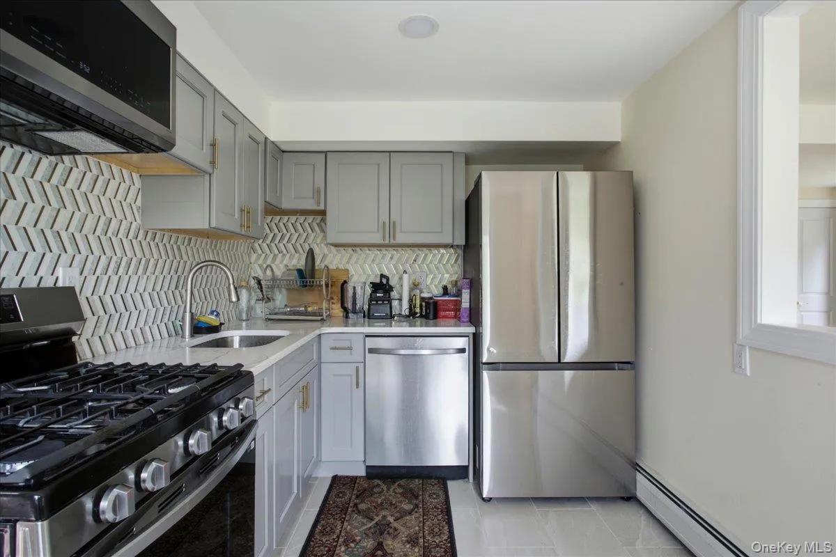 436 Storms Road, Clarkstown, NY, 4 Bedrooms Bedrooms, 8 Rooms Rooms,3 BathroomsBathrooms,Residential,For Rent,Storms,0,1019704 436 Storms Road, Clarkstown, NY, 4 Bedrooms Bedrooms, 8 Rooms Rooms,3 BathroomsBathrooms,Residential,For Rent,Storms,0,1019704