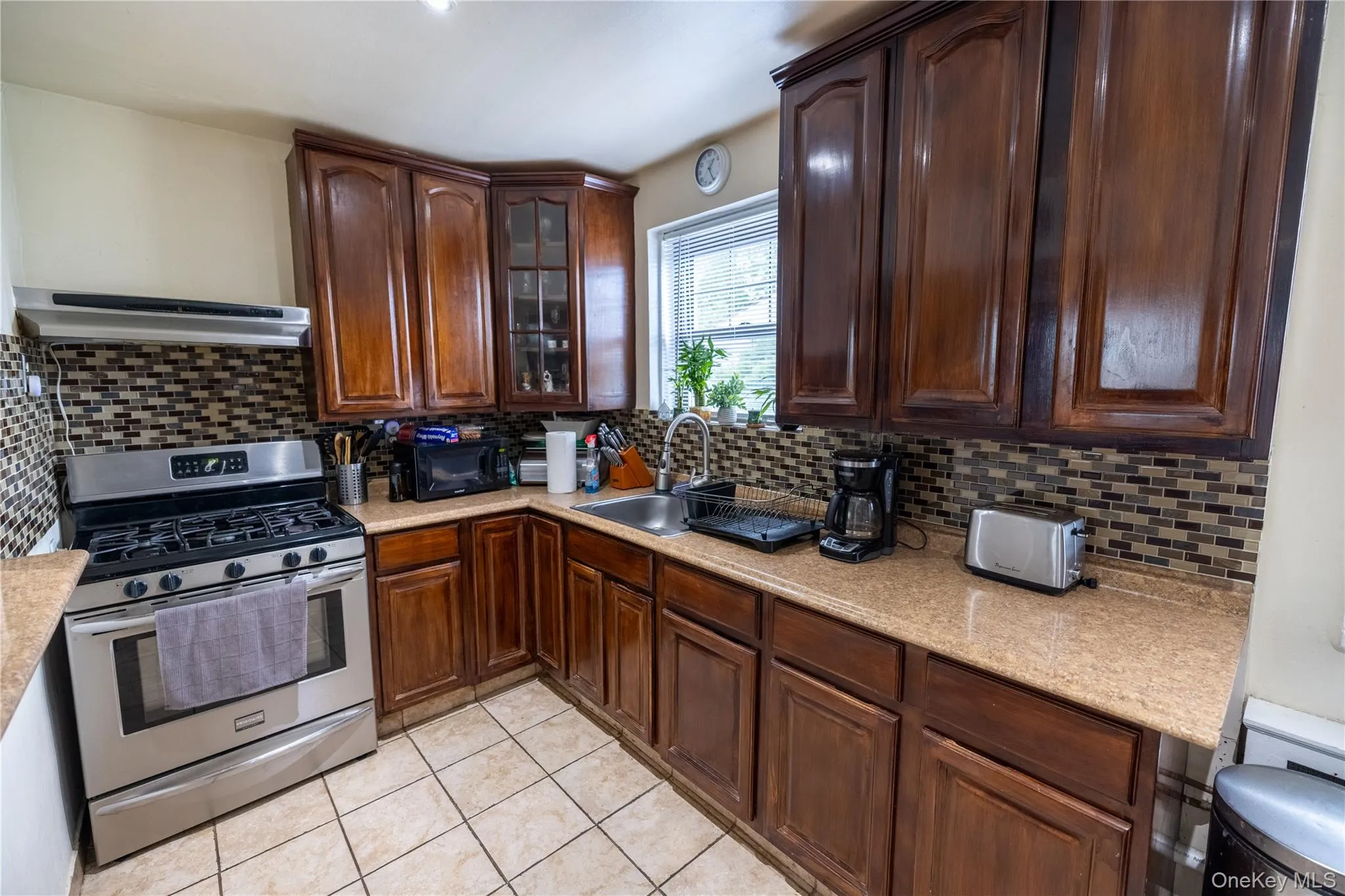 136-35 68th Drive, New York, NY, 2 Bedrooms Bedrooms, 5 Rooms Rooms,1 BathroomBathrooms,Residential,For Rent,68th,0,1019708 136-35 68th Drive, New York, NY, 2 Bedrooms Bedrooms, 5 Rooms Rooms,1 BathroomBathrooms,Residential,For Rent,68th,0,1019708