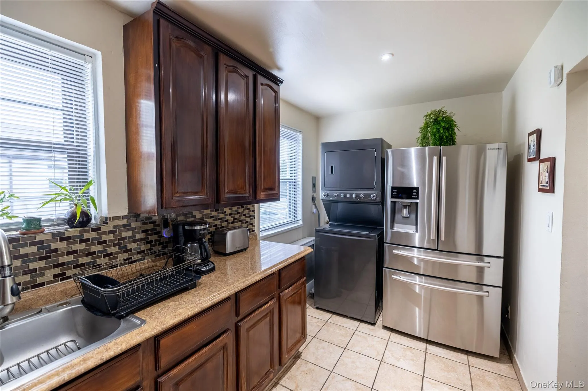 136-35 68th Drive, New York, NY, 2 Bedrooms Bedrooms, 5 Rooms Rooms,1 BathroomBathrooms,Residential,For Rent,68th,0,1019708 136-35 68th Drive, New York, NY, 2 Bedrooms Bedrooms, 5 Rooms Rooms,1 BathroomBathrooms,Residential,For Rent,68th,0,1019708