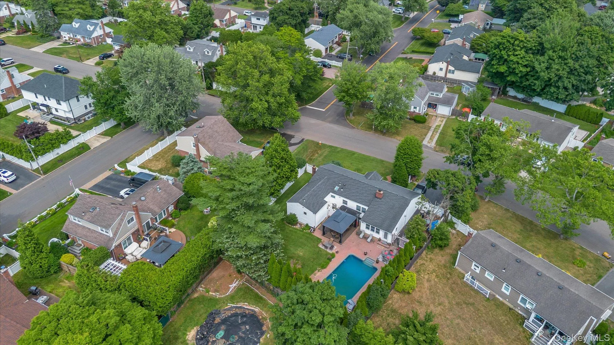 15 Elberta Drive, Huntington, NY, 3 Bedrooms Bedrooms, 7 Rooms Rooms,2 BathroomsBathrooms,Residential,For Rent,Elberta,0,1019717 15 Elberta Drive, Huntington, NY, 3 Bedrooms Bedrooms, 7 Rooms Rooms,2 BathroomsBathrooms,Residential,For Rent,Elberta,0,1019717