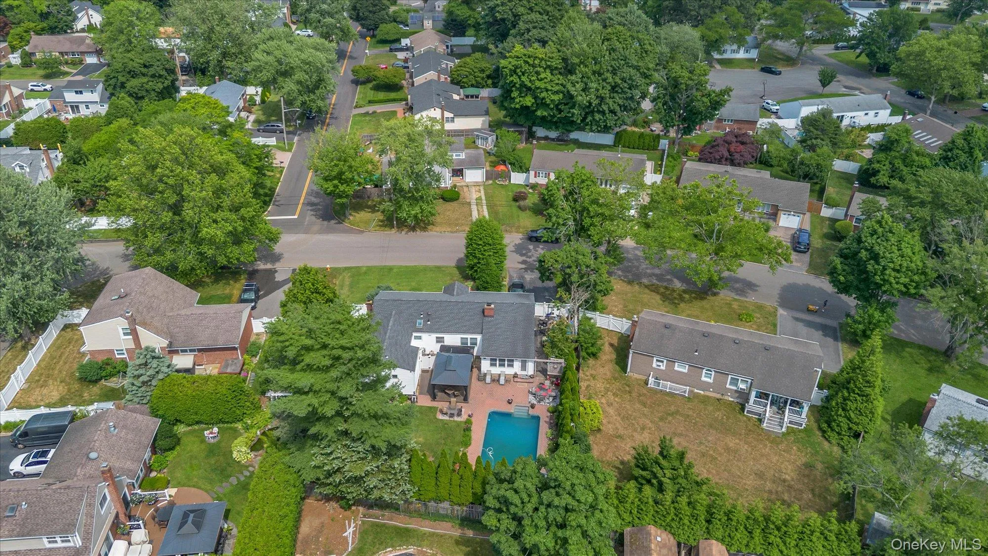 15 Elberta Drive, Huntington, NY, 3 Bedrooms Bedrooms, 7 Rooms Rooms,2 BathroomsBathrooms,Residential,For Rent,Elberta,0,1019717 15 Elberta Drive, Huntington, NY, 3 Bedrooms Bedrooms, 7 Rooms Rooms,2 BathroomsBathrooms,Residential,For Rent,Elberta,0,1019717