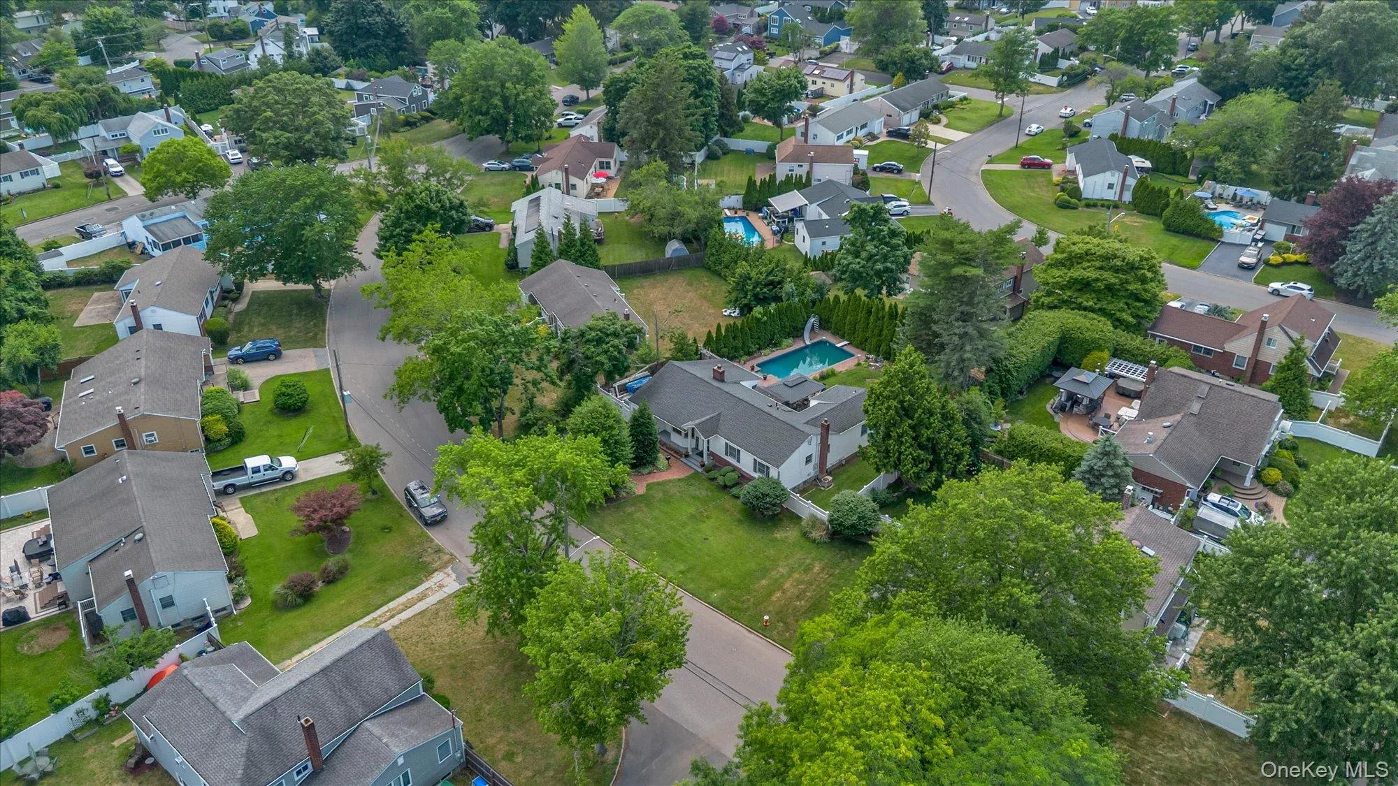 15 Elberta Drive, Huntington, NY, 3 Bedrooms Bedrooms, 7 Rooms Rooms,2 BathroomsBathrooms,Residential,For Rent,Elberta,0,1019717 15 Elberta Drive, Huntington, NY, 3 Bedrooms Bedrooms, 7 Rooms Rooms,2 BathroomsBathrooms,Residential,For Rent,Elberta,0,1019717