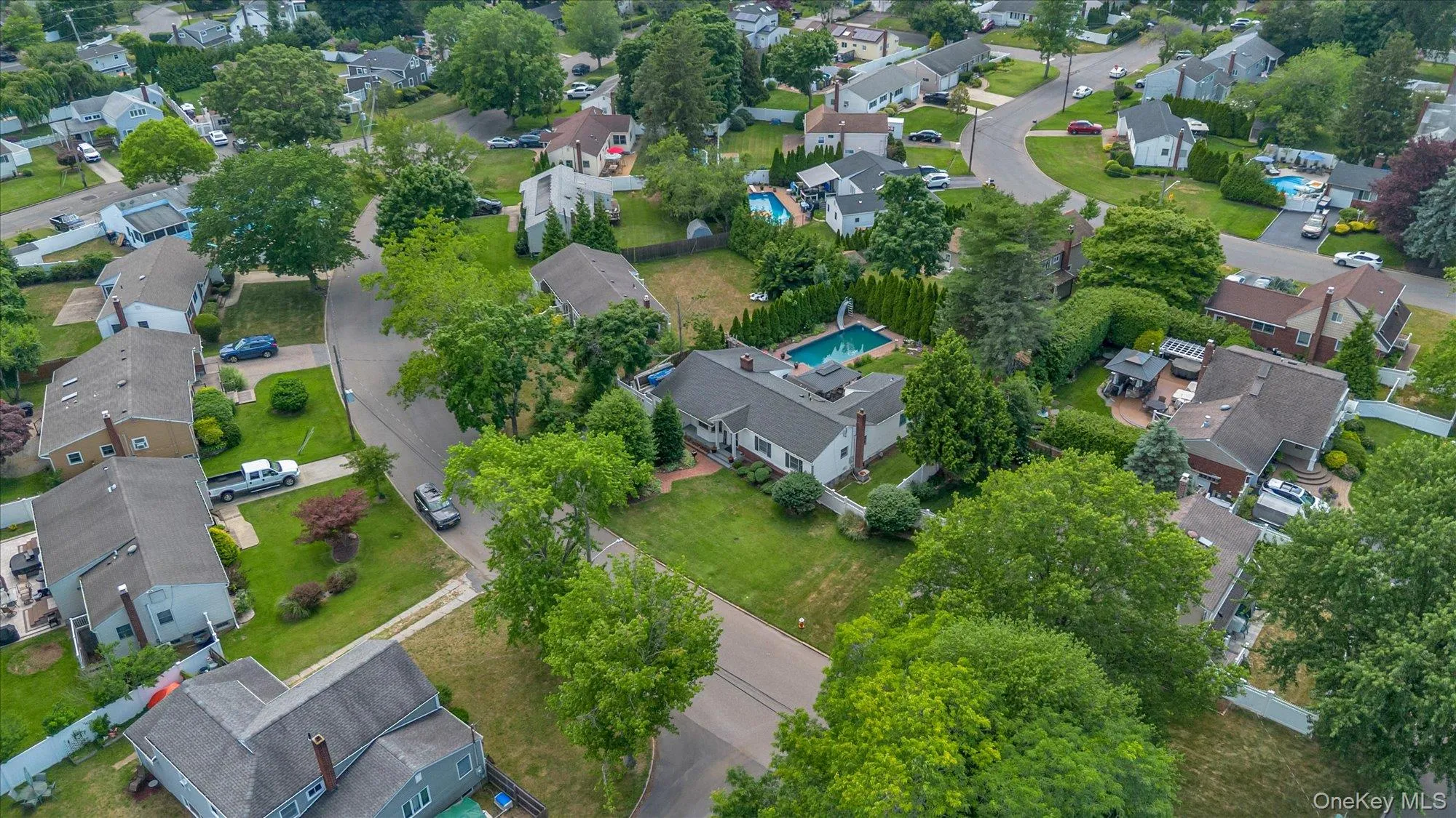 15 Elberta Drive, Huntington, NY, 3 Bedrooms Bedrooms, 7 Rooms Rooms,2 BathroomsBathrooms,Residential,For Rent,Elberta,0,1019717 15 Elberta Drive, Huntington, NY, 3 Bedrooms Bedrooms, 7 Rooms Rooms,2 BathroomsBathrooms,Residential,For Rent,Elberta,0,1019717