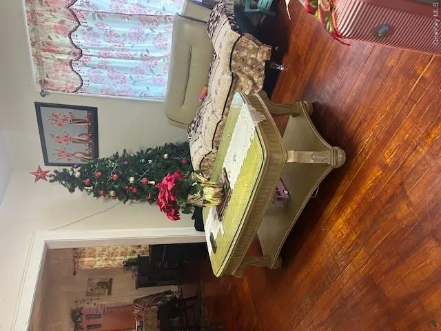 737 Stowe Avenue, Hempstead, NY, 3 Bedrooms Bedrooms, 9 Rooms Rooms,1 BathroomBathrooms,Residential,For Rent,Stowe,0,1019728 737 Stowe Avenue, Hempstead, NY, 3 Bedrooms Bedrooms, 9 Rooms Rooms,1 BathroomBathrooms,Residential,For Rent,Stowe,0,1019728