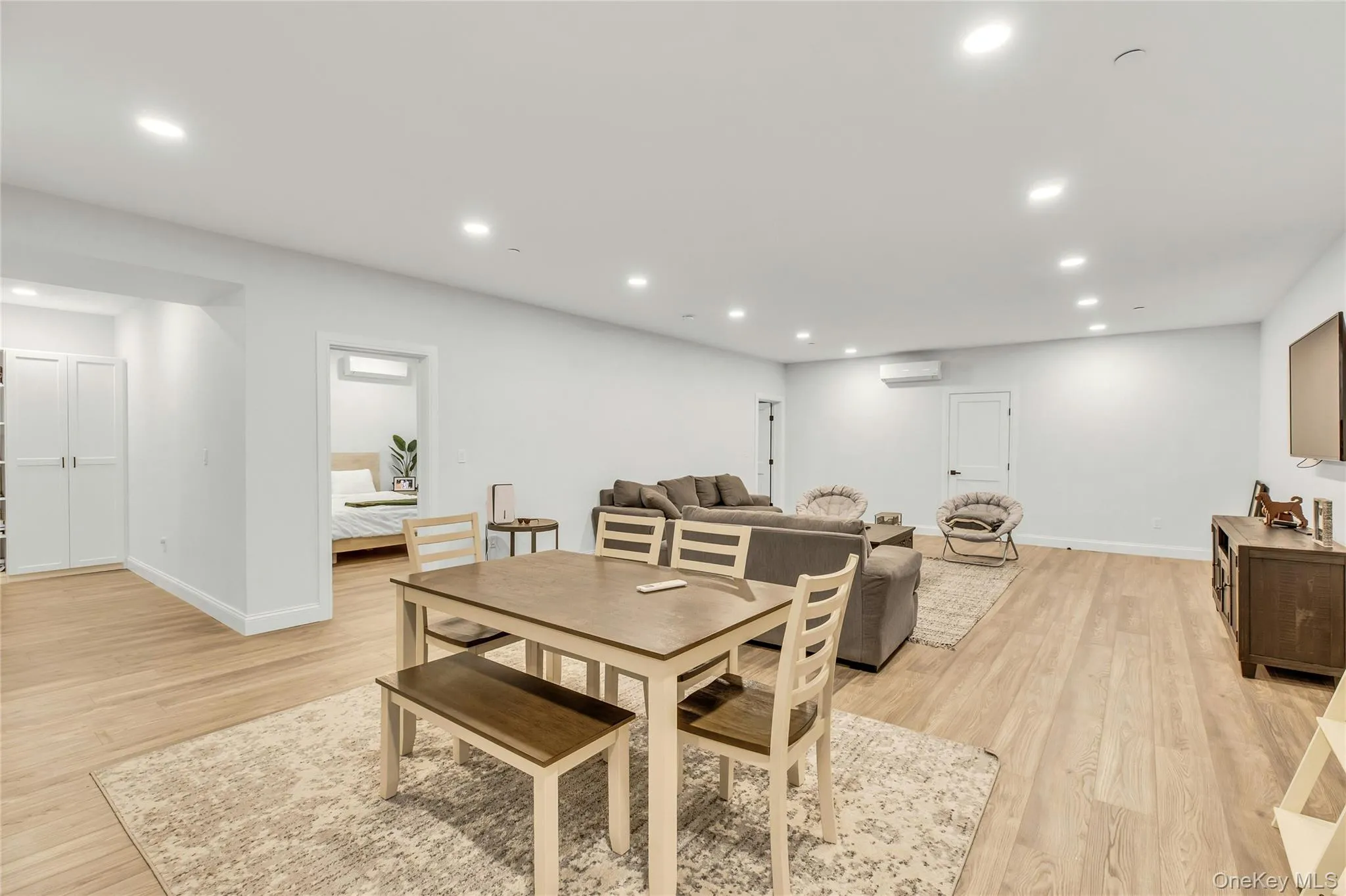 45104 Silver Birch Lane, Oyster Bay, NY, 2 Bedrooms Bedrooms, 5 Rooms Rooms,2 BathroomsBathrooms,Residential,For Rent,Silver Birch,0,1019729 45104 Silver Birch Lane, Oyster Bay, NY, 2 Bedrooms Bedrooms, 5 Rooms Rooms,2 BathroomsBathrooms,Residential,For Rent,Silver Birch,0,1019729