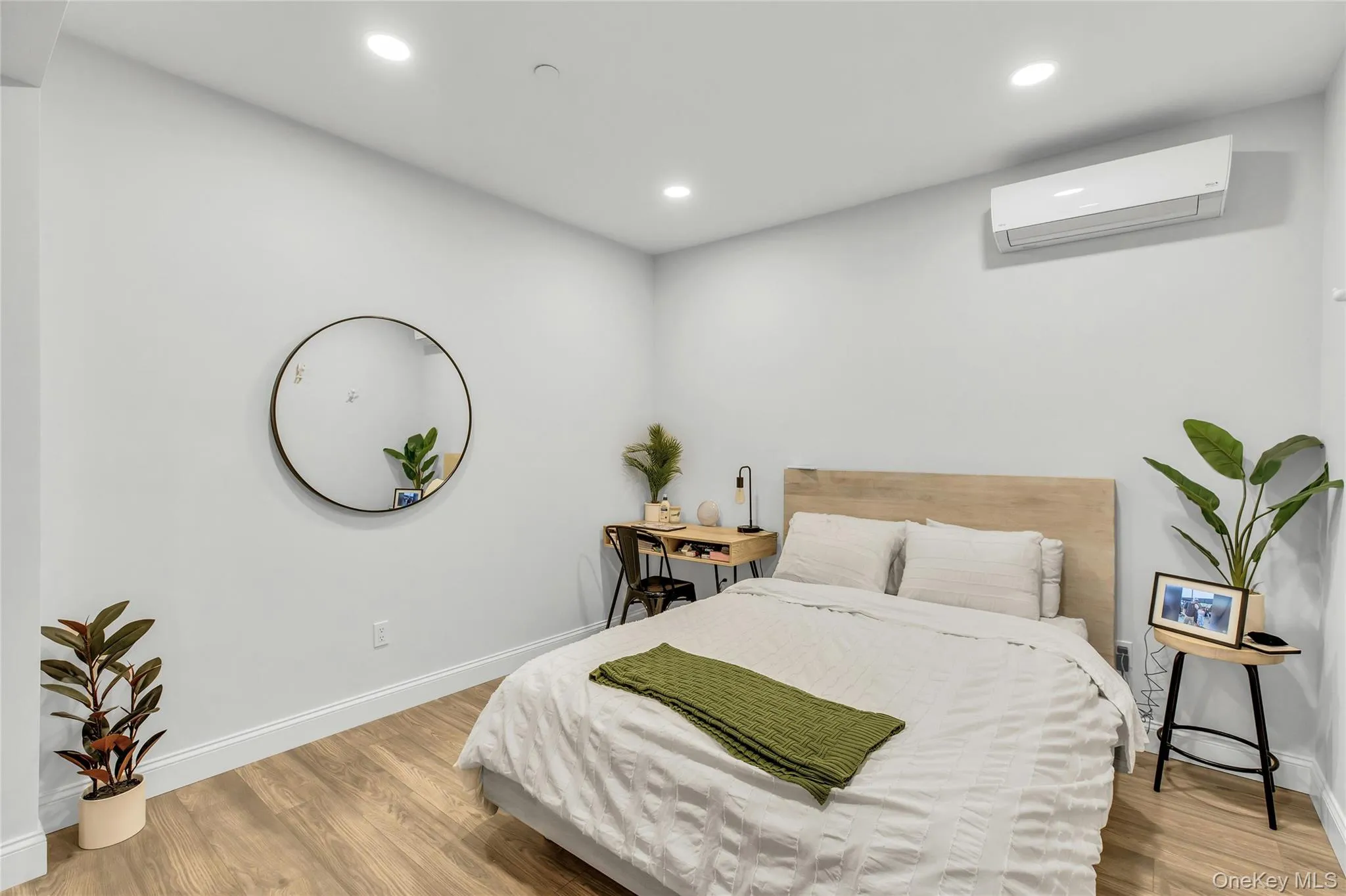 45104 Silver Birch Lane, Oyster Bay, NY, 2 Bedrooms Bedrooms, 5 Rooms Rooms,2 BathroomsBathrooms,Residential,For Rent,Silver Birch,0,1019729 45104 Silver Birch Lane, Oyster Bay, NY, 2 Bedrooms Bedrooms, 5 Rooms Rooms,2 BathroomsBathrooms,Residential,For Rent,Silver Birch,0,1019729