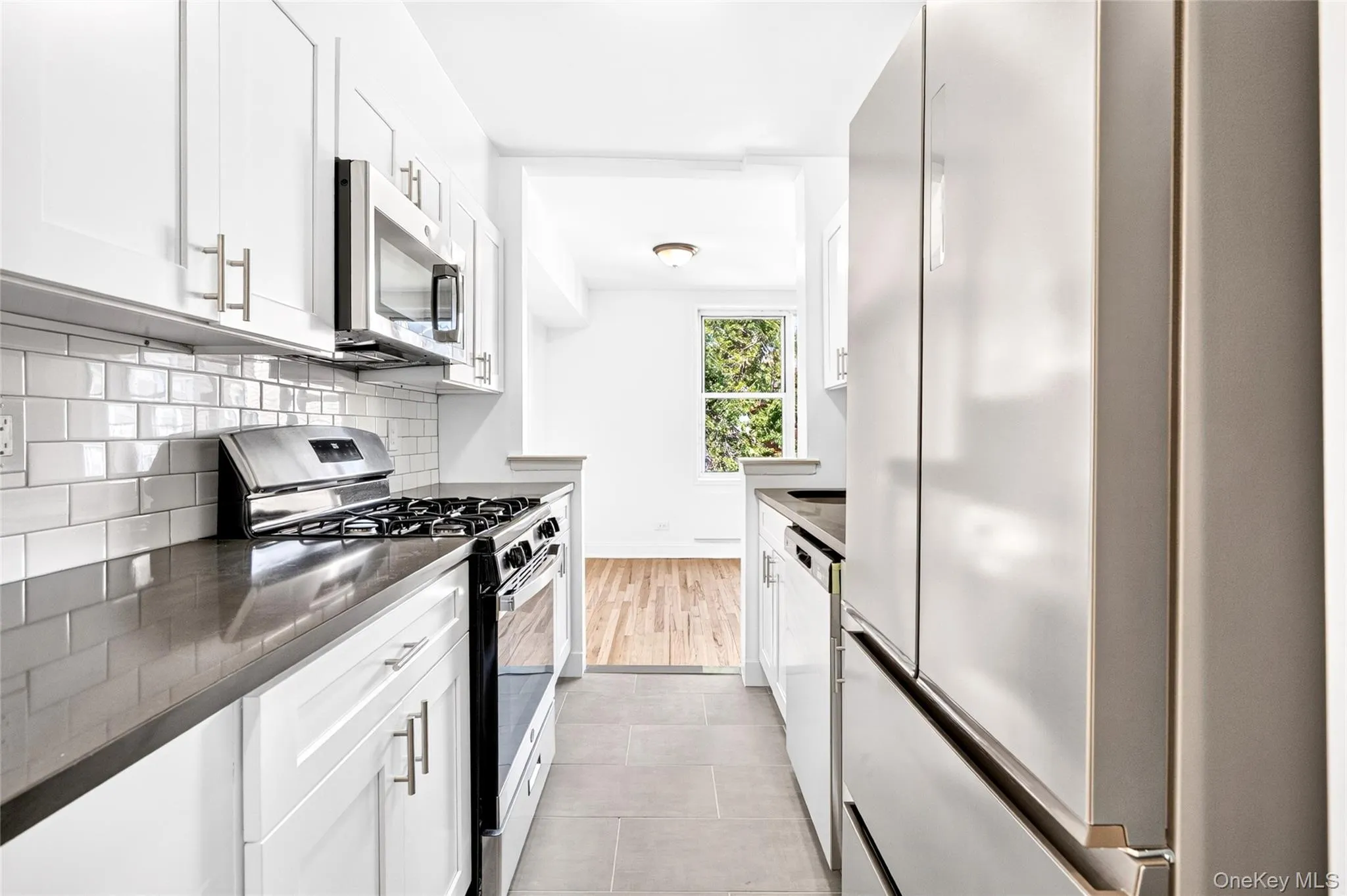 3201 Grand Concourse, New York, NY, 1 Bedroom Bedrooms, 3 Rooms Rooms,1 BathroomBathrooms,Residential,For Rent,Grand Concourse,0,1019731 3201 Grand Concourse, New York, NY, 1 Bedroom Bedrooms, 3 Rooms Rooms,1 BathroomBathrooms,Residential,For Rent,Grand Concourse,0,1019731