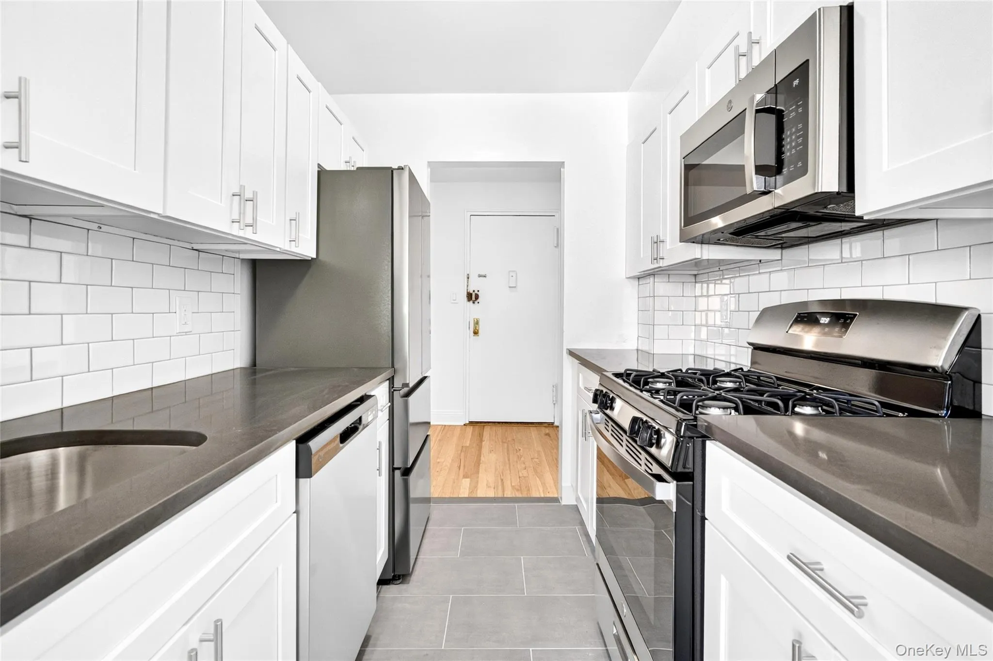 3201 Grand Concourse, New York, NY, 1 Bedroom Bedrooms, 3 Rooms Rooms,1 BathroomBathrooms,Residential,For Rent,Grand Concourse,0,1019731 3201 Grand Concourse, New York, NY, 1 Bedroom Bedrooms, 3 Rooms Rooms,1 BathroomBathrooms,Residential,For Rent,Grand Concourse,0,1019731