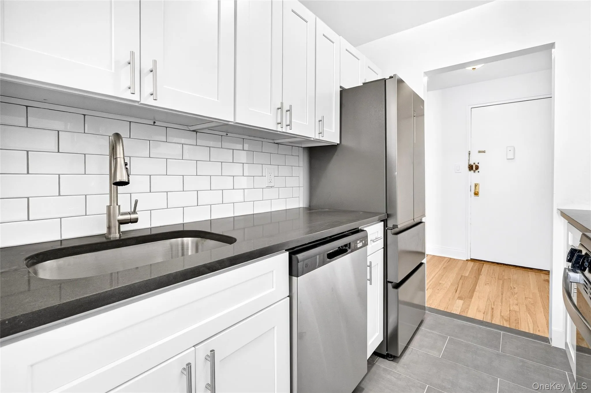 3201 Grand Concourse, New York, NY, 1 Bedroom Bedrooms, 3 Rooms Rooms,1 BathroomBathrooms,Residential,For Rent,Grand Concourse,0,1019731 3201 Grand Concourse, New York, NY, 1 Bedroom Bedrooms, 3 Rooms Rooms,1 BathroomBathrooms,Residential,For Rent,Grand Concourse,0,1019731
