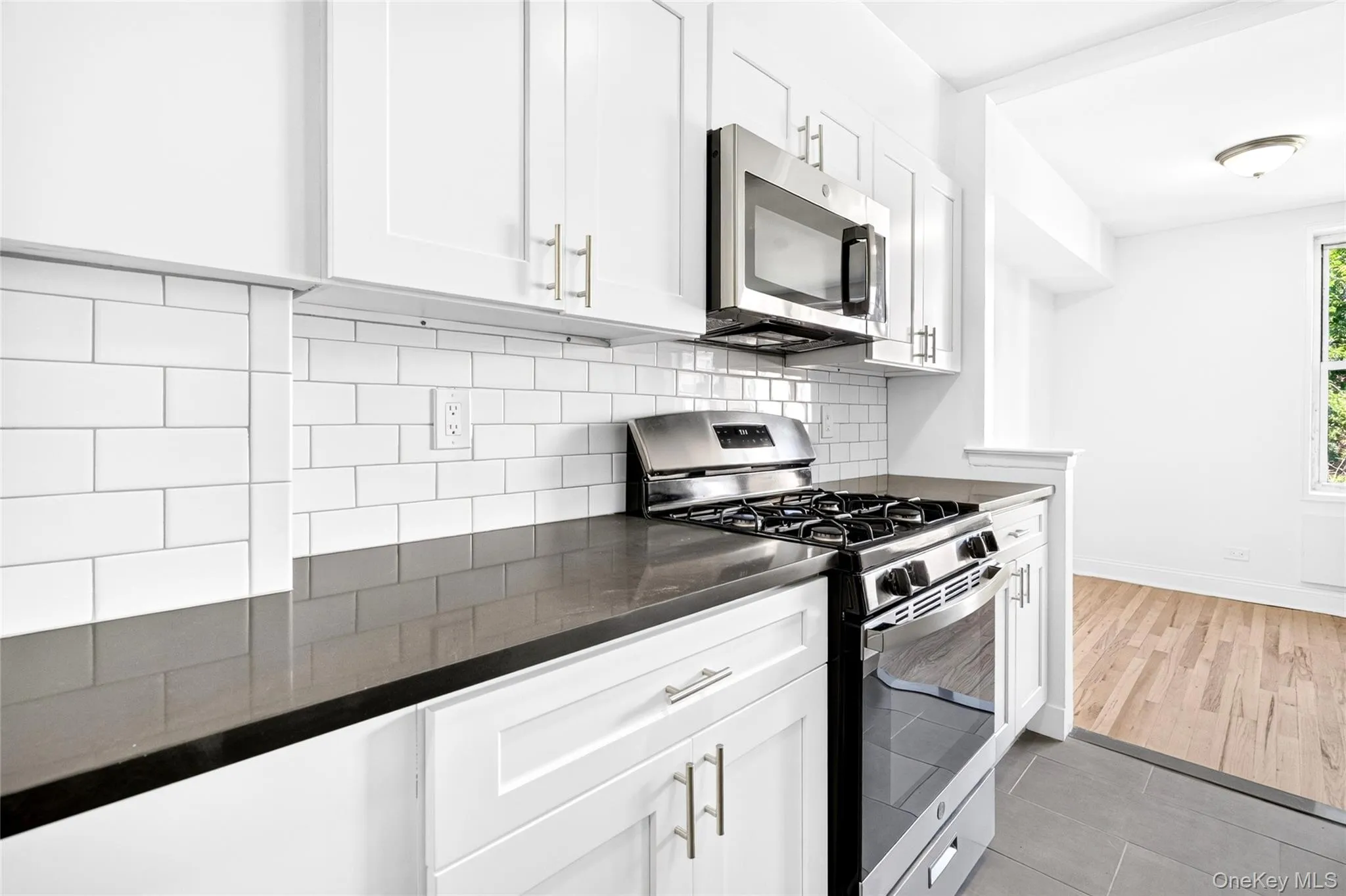 3201 Grand Concourse, New York, NY, 1 Bedroom Bedrooms, 3 Rooms Rooms,1 BathroomBathrooms,Residential,For Rent,Grand Concourse,0,1019731 3201 Grand Concourse, New York, NY, 1 Bedroom Bedrooms, 3 Rooms Rooms,1 BathroomBathrooms,Residential,For Rent,Grand Concourse,0,1019731