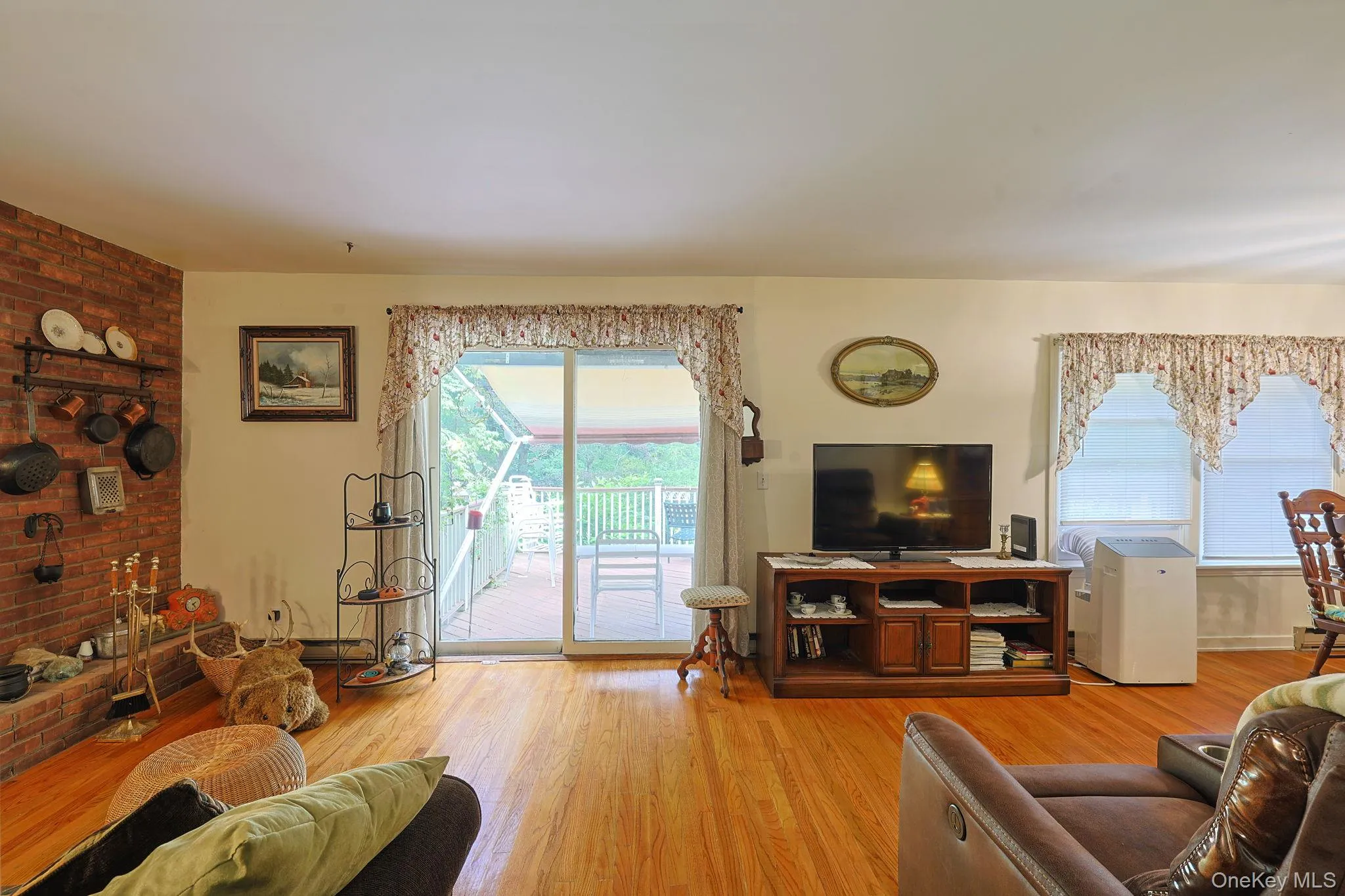 408 Field Road, Milan, NY, 3 Bedrooms Bedrooms, 5 Rooms Rooms,1 BathroomBathrooms,Residential,For Rent,Field,0,1019732 408 Field Road, Milan, NY, 3 Bedrooms Bedrooms, 5 Rooms Rooms,1 BathroomBathrooms,Residential,For Rent,Field,0,1019732