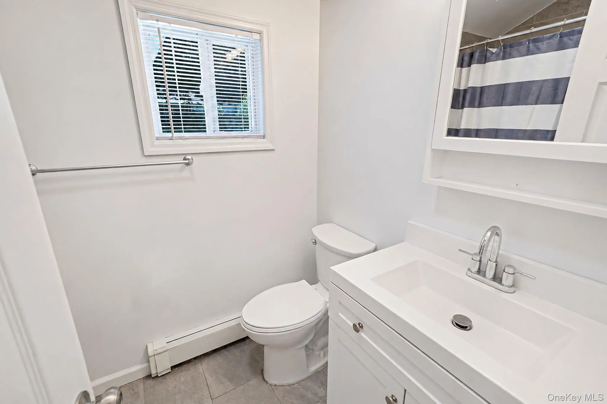 86 Eastview Road, Islip, NY, 3 Bedrooms Bedrooms, 7 Rooms Rooms,2 BathroomsBathrooms,Residential,For Rent,Eastview,0,1019734 86 Eastview Road, Islip, NY, 3 Bedrooms Bedrooms, 7 Rooms Rooms,2 BathroomsBathrooms,Residential,For Rent,Eastview,0,1019734