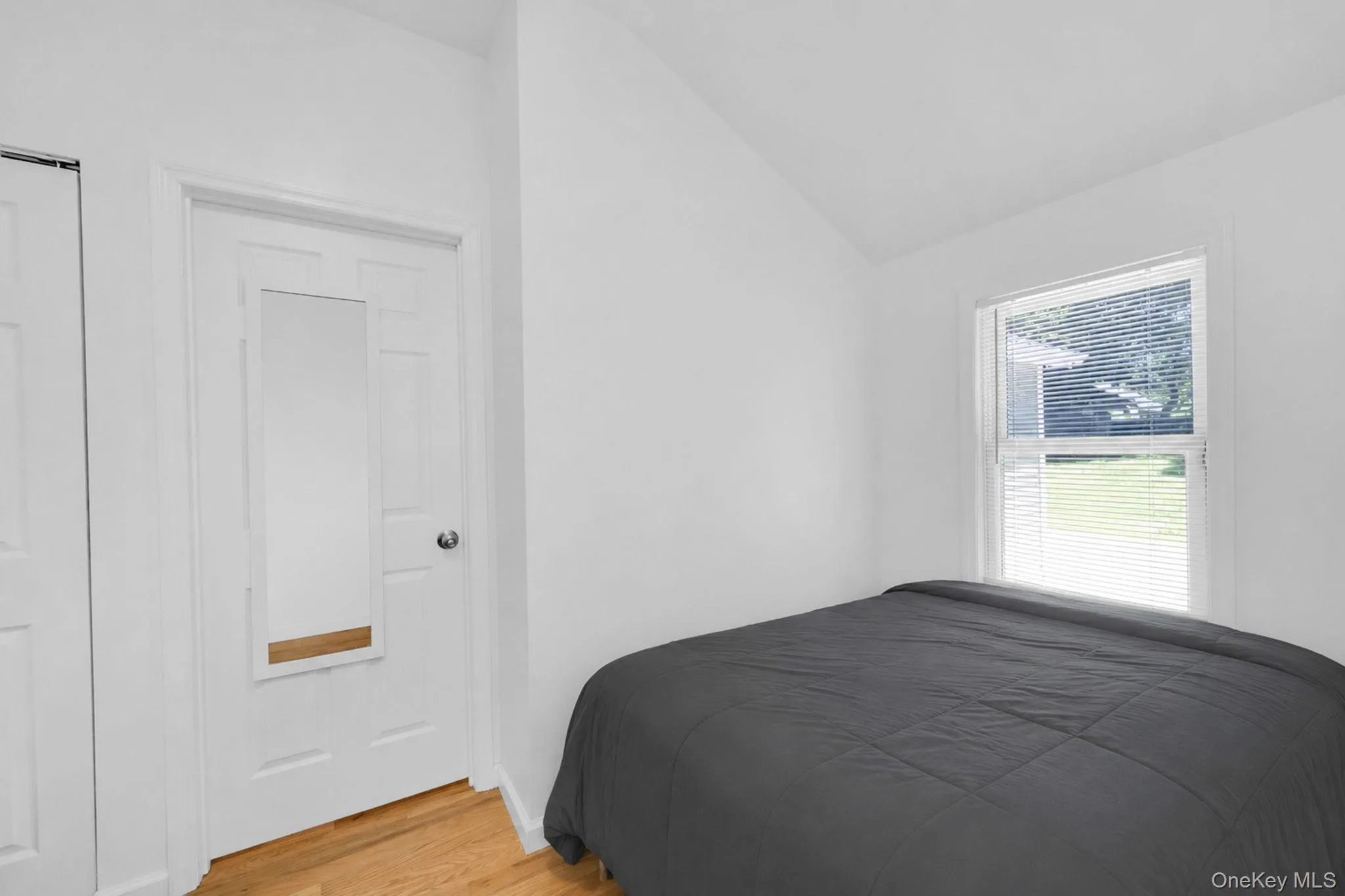 86 Eastview Road, Islip, NY, 3 Bedrooms Bedrooms, 7 Rooms Rooms,2 BathroomsBathrooms,Residential,For Rent,Eastview,0,1019734 86 Eastview Road, Islip, NY, 3 Bedrooms Bedrooms, 7 Rooms Rooms,2 BathroomsBathrooms,Residential,For Rent,Eastview,0,1019734