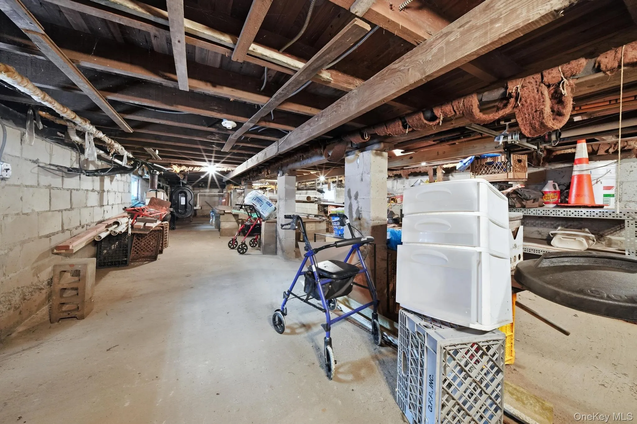 39 11th Road, New York, NY, 2 Bedrooms Bedrooms, 5 Rooms Rooms,1 BathroomBathrooms,Residential,For Rent,11th,0,1019735 39 11th Road, New York, NY, 2 Bedrooms Bedrooms, 5 Rooms Rooms,1 BathroomBathrooms,Residential,For Rent,11th,0,1019735