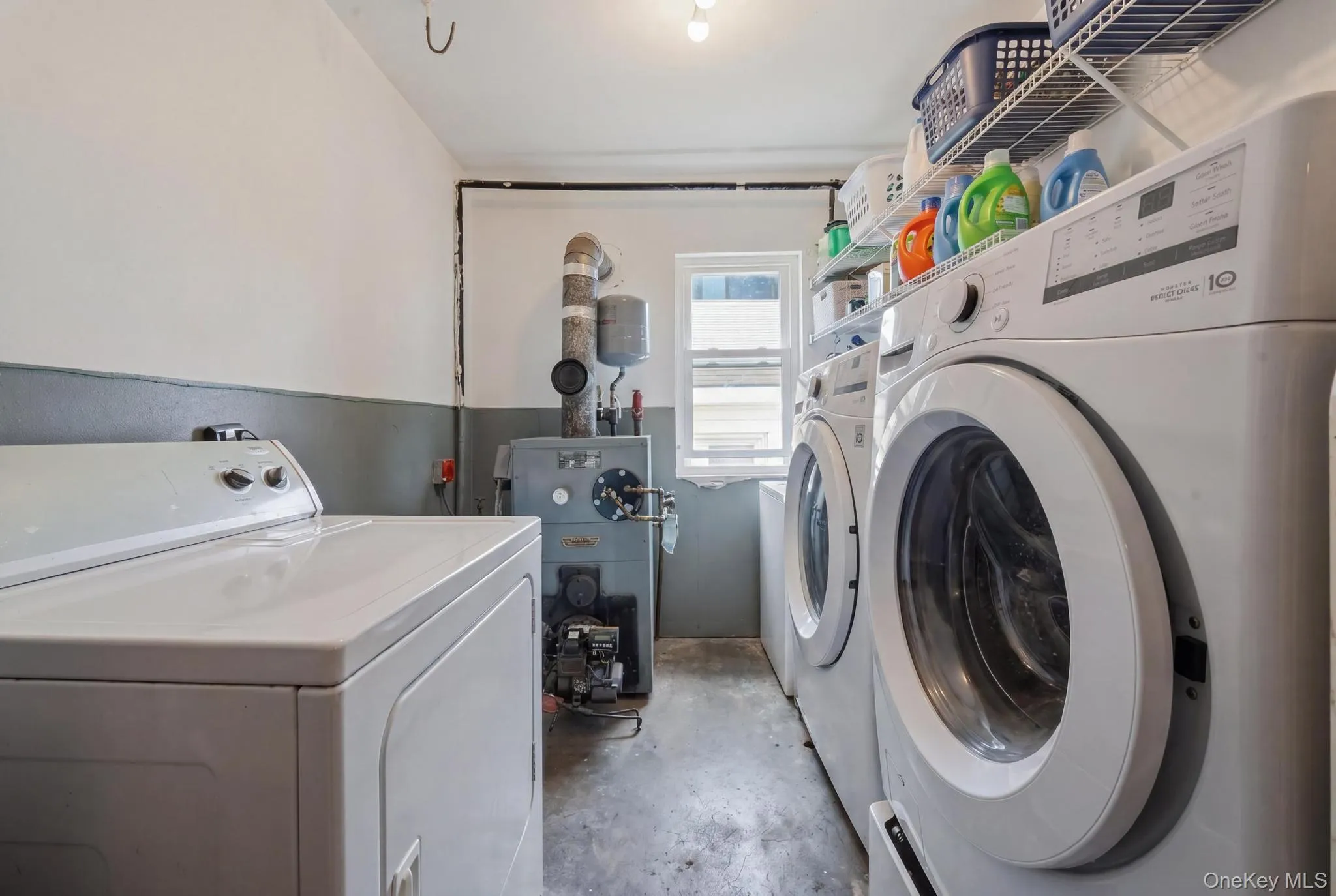 39 11th Road, New York, NY, 2 Bedrooms Bedrooms, 5 Rooms Rooms,1 BathroomBathrooms,Residential,For Rent,11th,0,1019735 39 11th Road, New York, NY, 2 Bedrooms Bedrooms, 5 Rooms Rooms,1 BathroomBathrooms,Residential,For Rent,11th,0,1019735