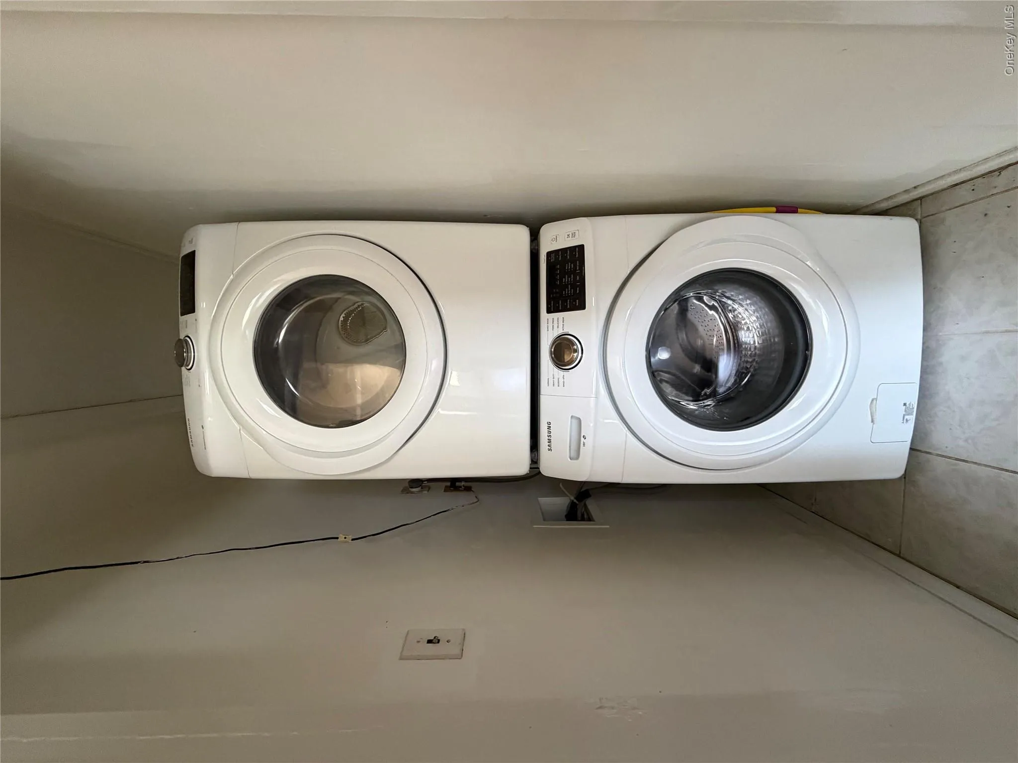 38 Island Street, Oyster Bay, NY, 3 Bedrooms Bedrooms, 6 Rooms Rooms,1 BathroomBathrooms,Residential Lease,For Rent,Island,0,1019739 38 Island Street, Oyster Bay, NY, 3 Bedrooms Bedrooms, 6 Rooms Rooms,1 BathroomBathrooms,Residential Lease,For Rent,Island,0,1019739