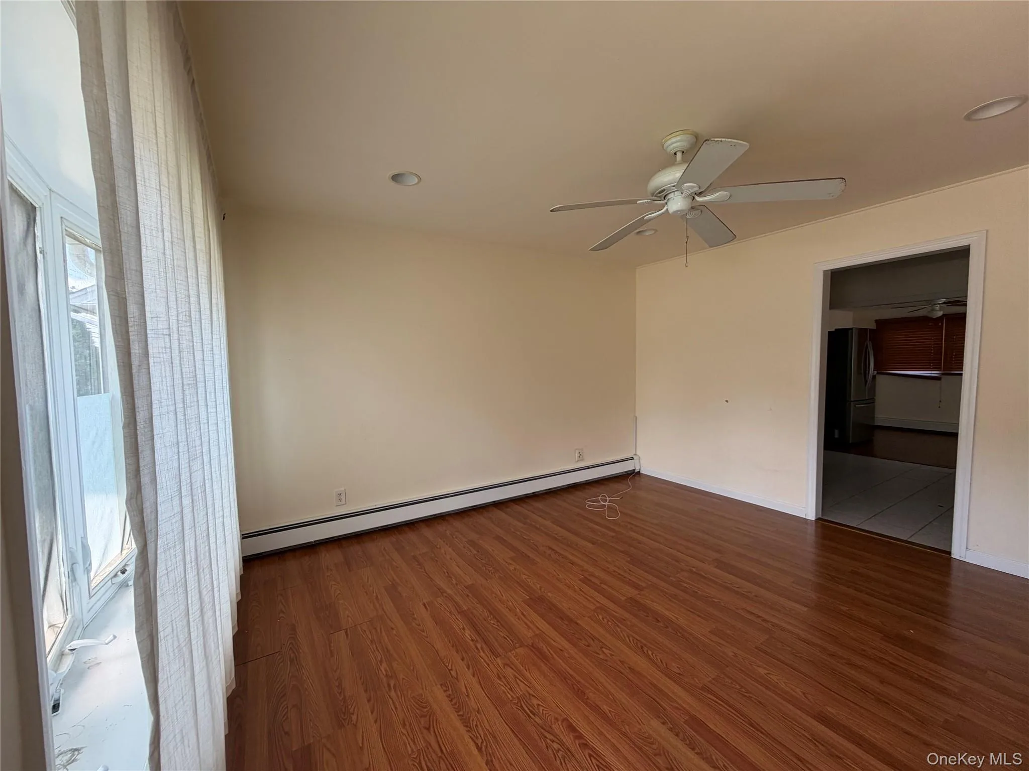 38 Island Street, Oyster Bay, NY, 3 Bedrooms Bedrooms, 6 Rooms Rooms,1 BathroomBathrooms,Residential Lease,For Rent,Island,0,1019739 38 Island Street, Oyster Bay, NY, 3 Bedrooms Bedrooms, 6 Rooms Rooms,1 BathroomBathrooms,Residential Lease,For Rent,Island,0,1019739