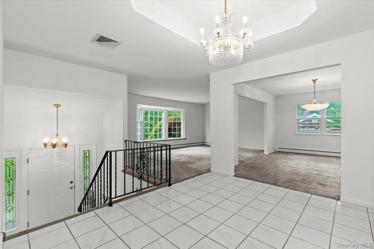 Foyer is gracious leading to main living areas. Foyer is gracious leading to main living areas.